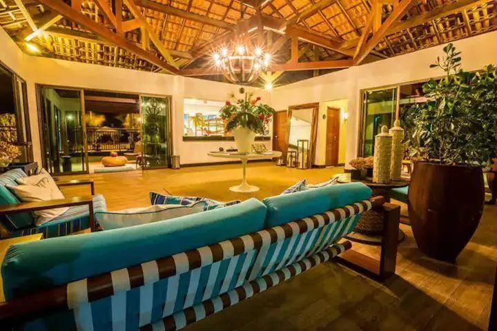 Manhattan Beach Riviera