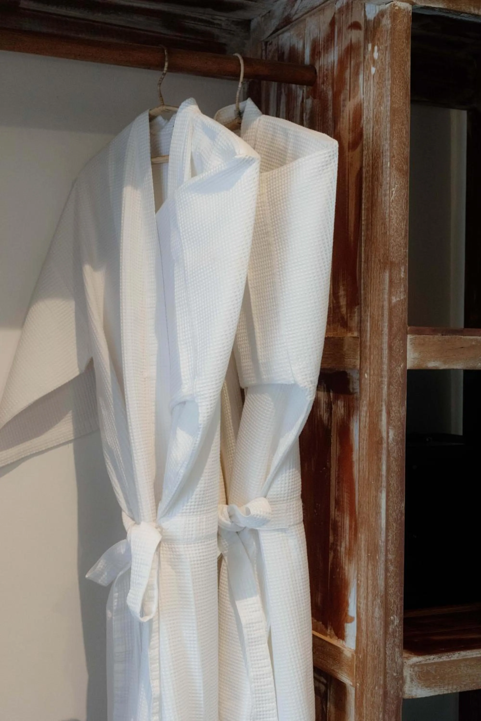 wardrobe in Tanta Escape