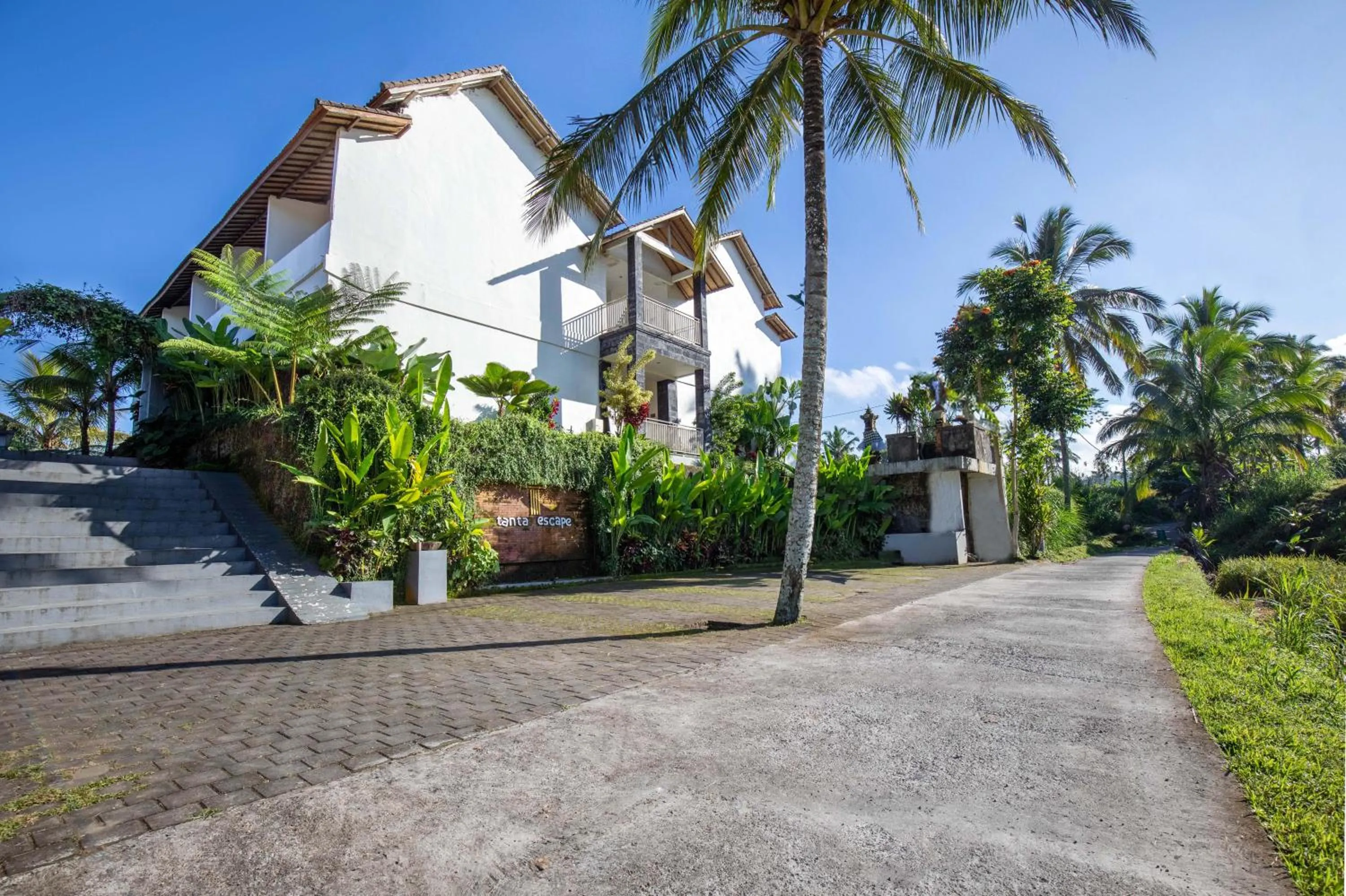 Property building in Tanta Escape