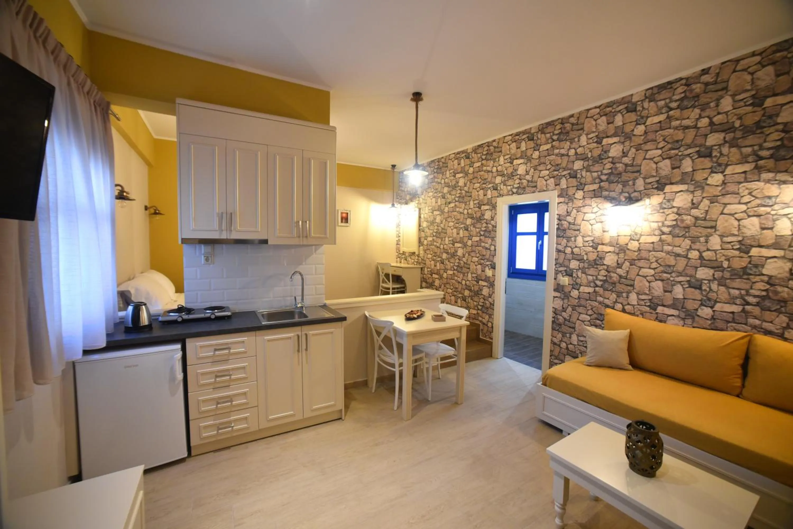 Kitchen or kitchenette in Shining Star Petra