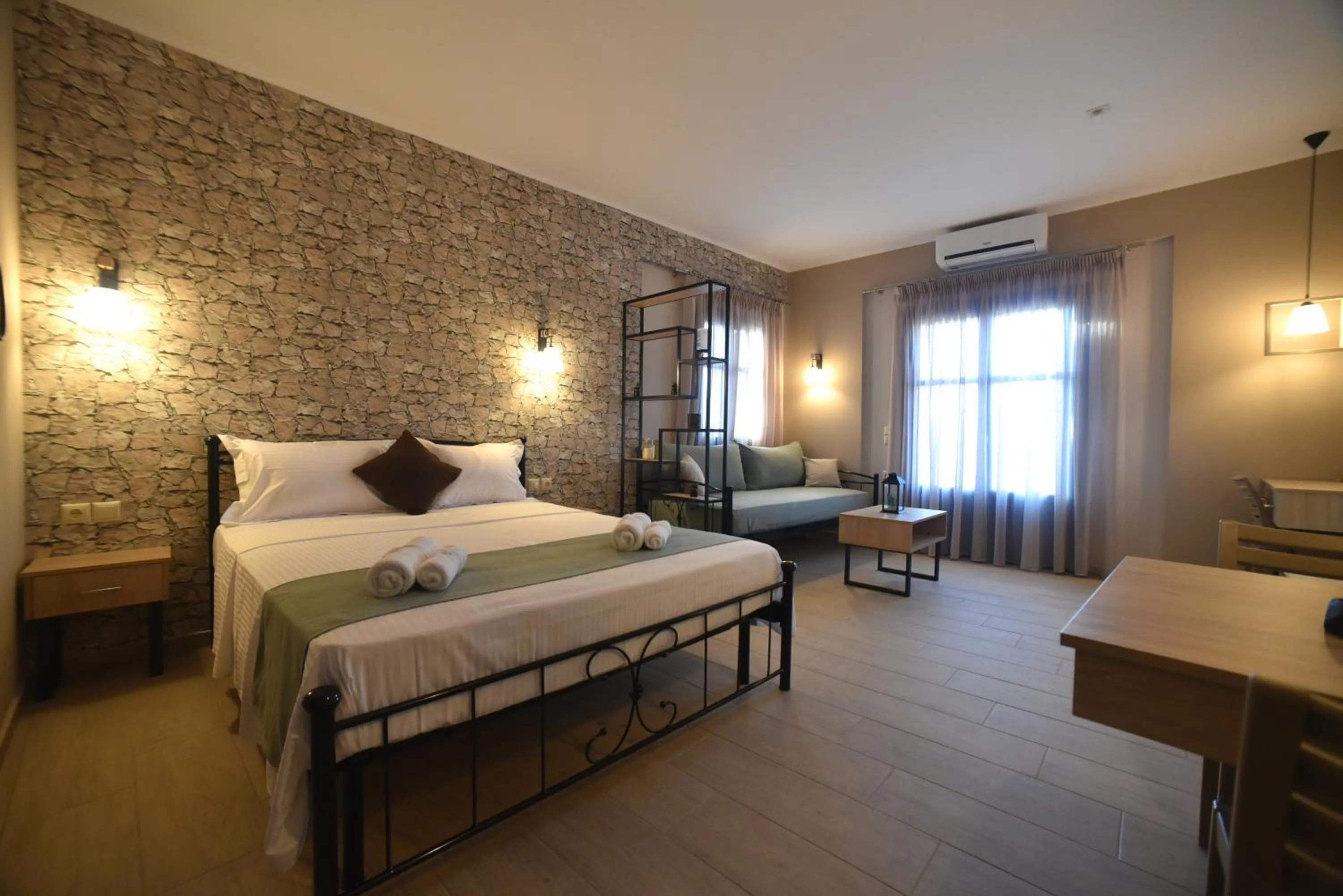 Bed in Shining Star Petra