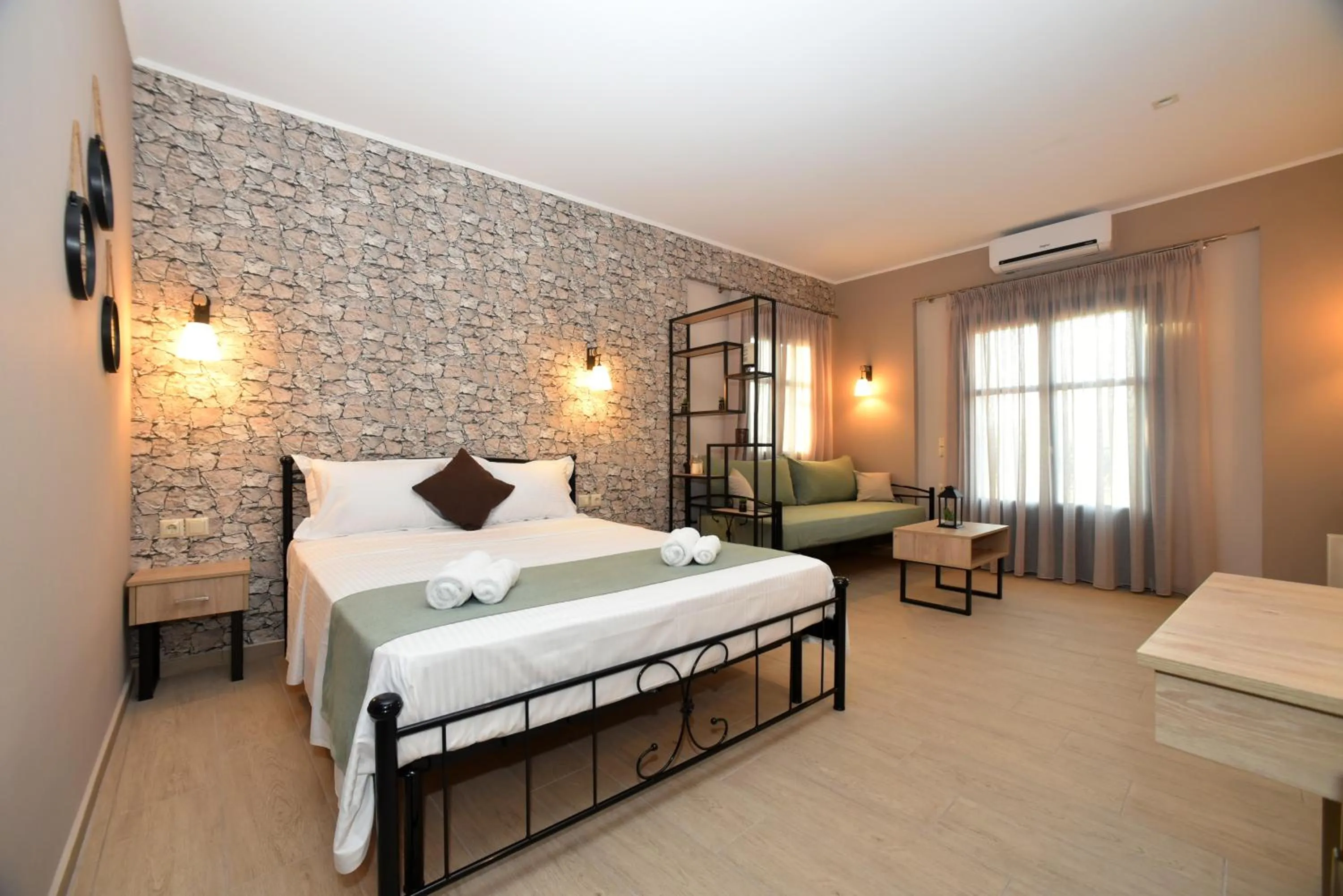 Bed in Shining Star Petra