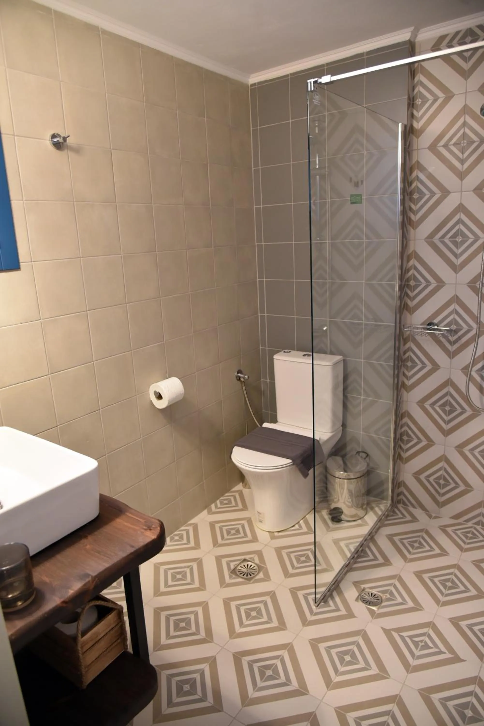 Bathroom in Shining Star Petra