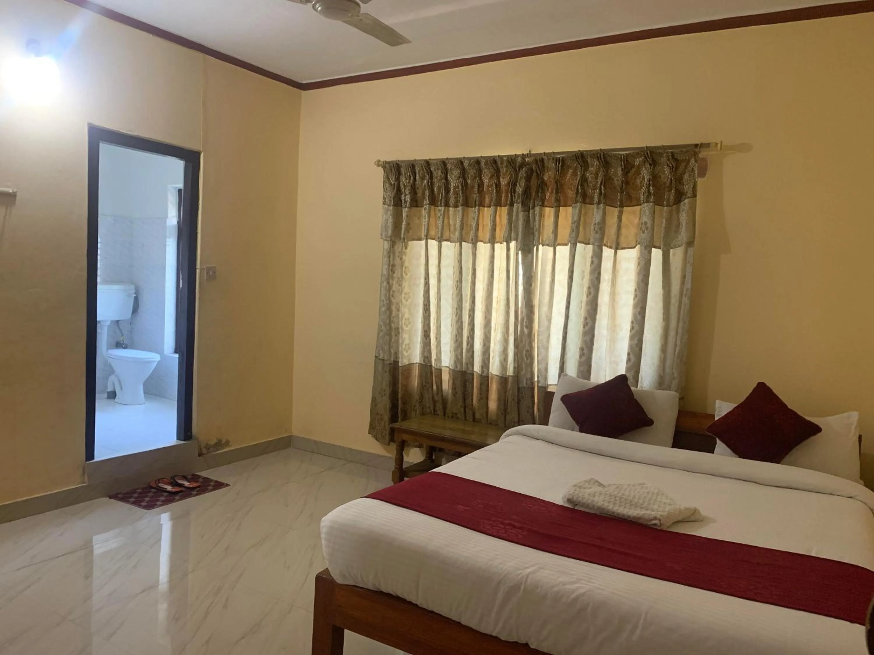Bedroom, Bed in Hotel Peace Ganga Inn