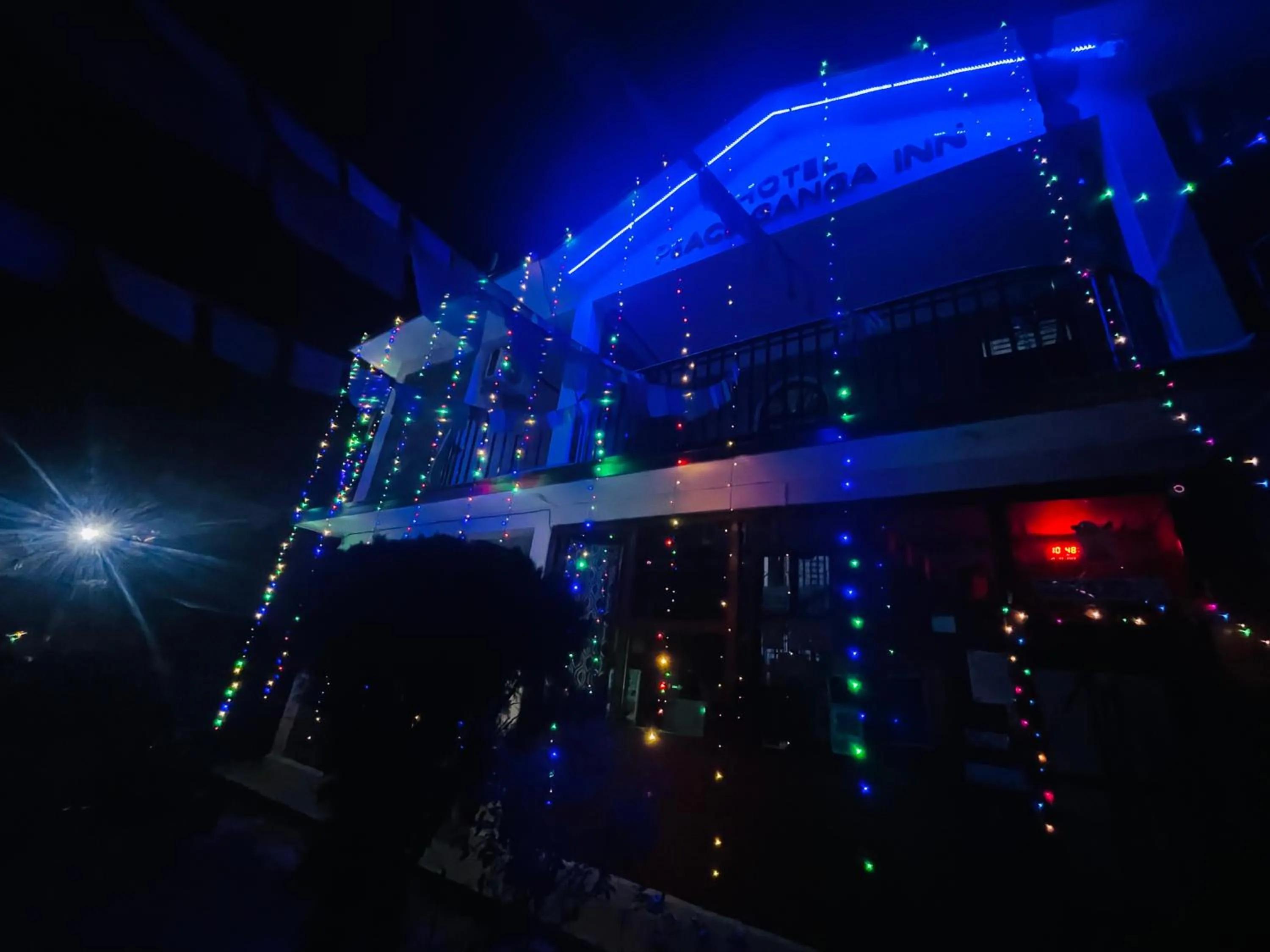 Facade/entrance in Hotel Peace Ganga Inn