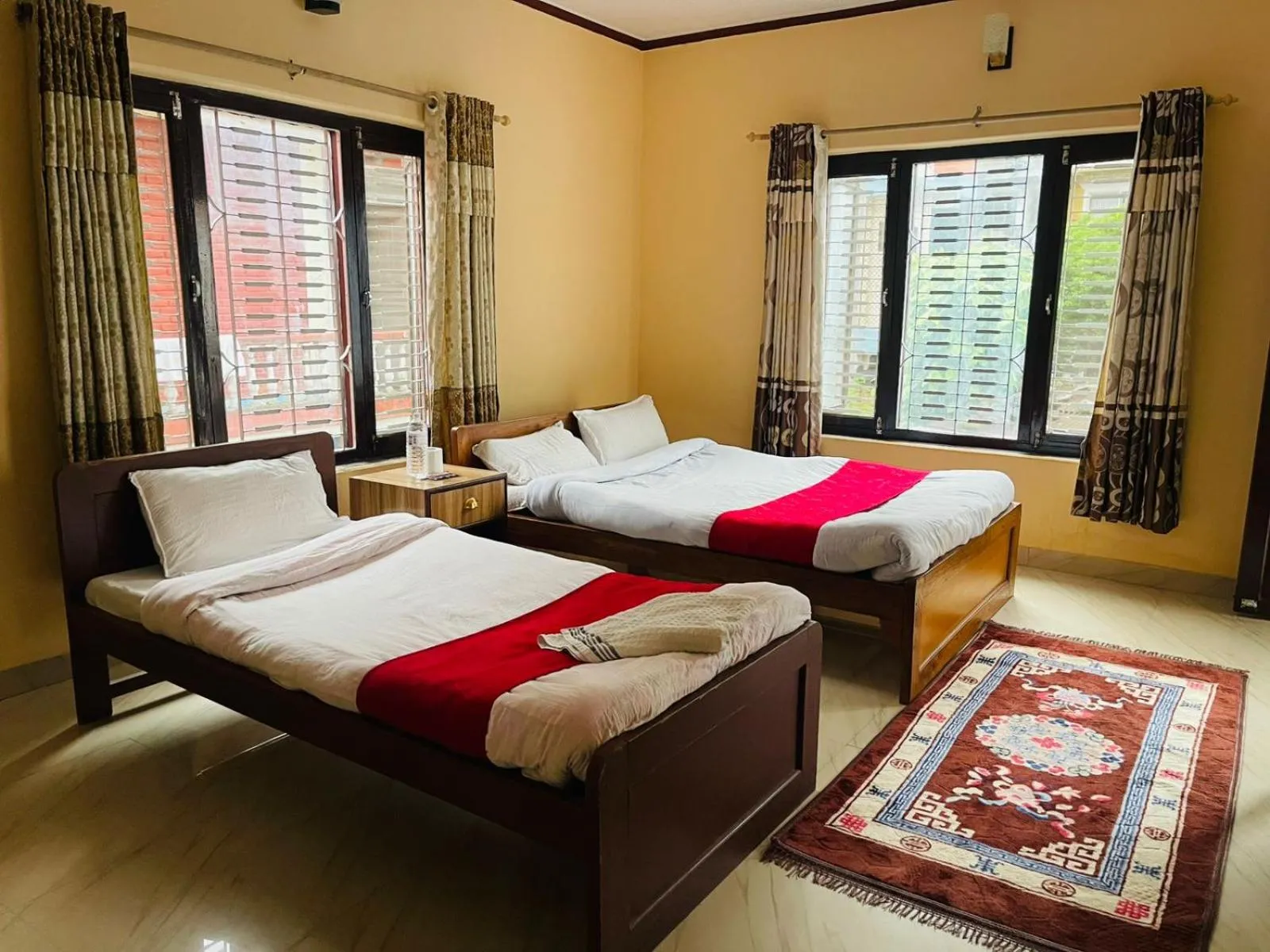 Bed in Hotel Peace Ganga Inn