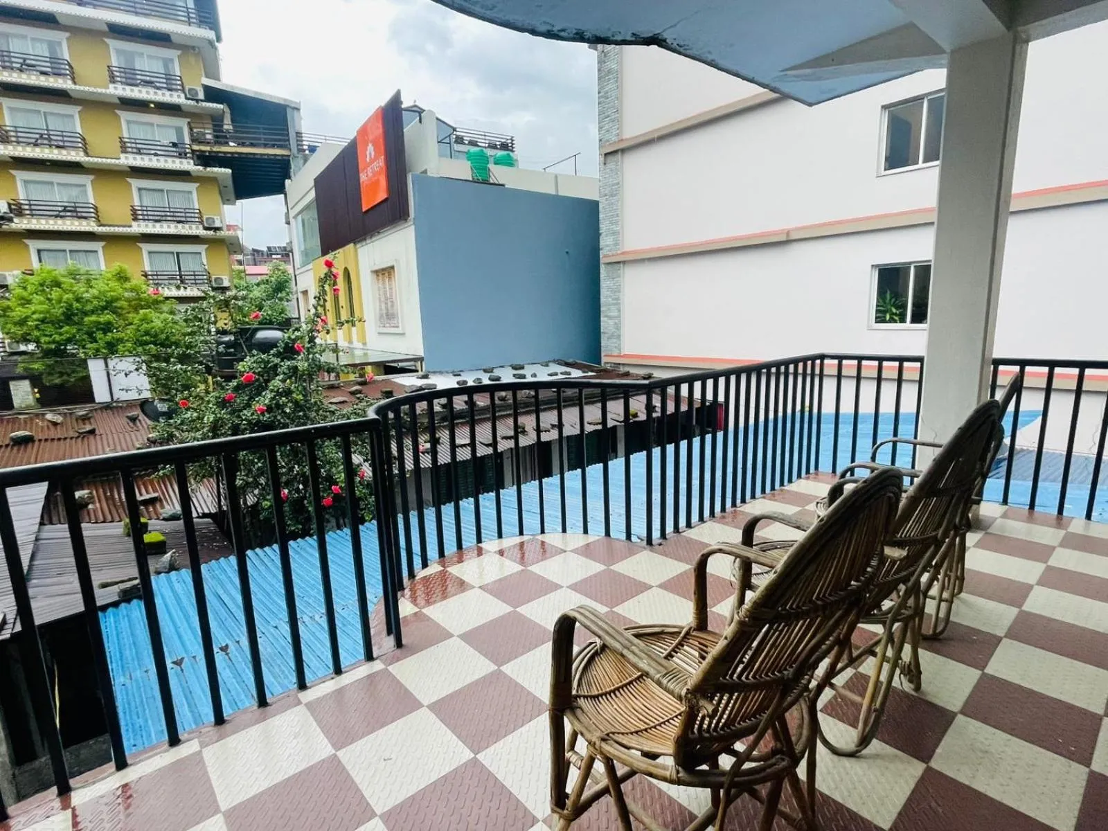 Balcony/Terrace in Hotel Peace Ganga Inn