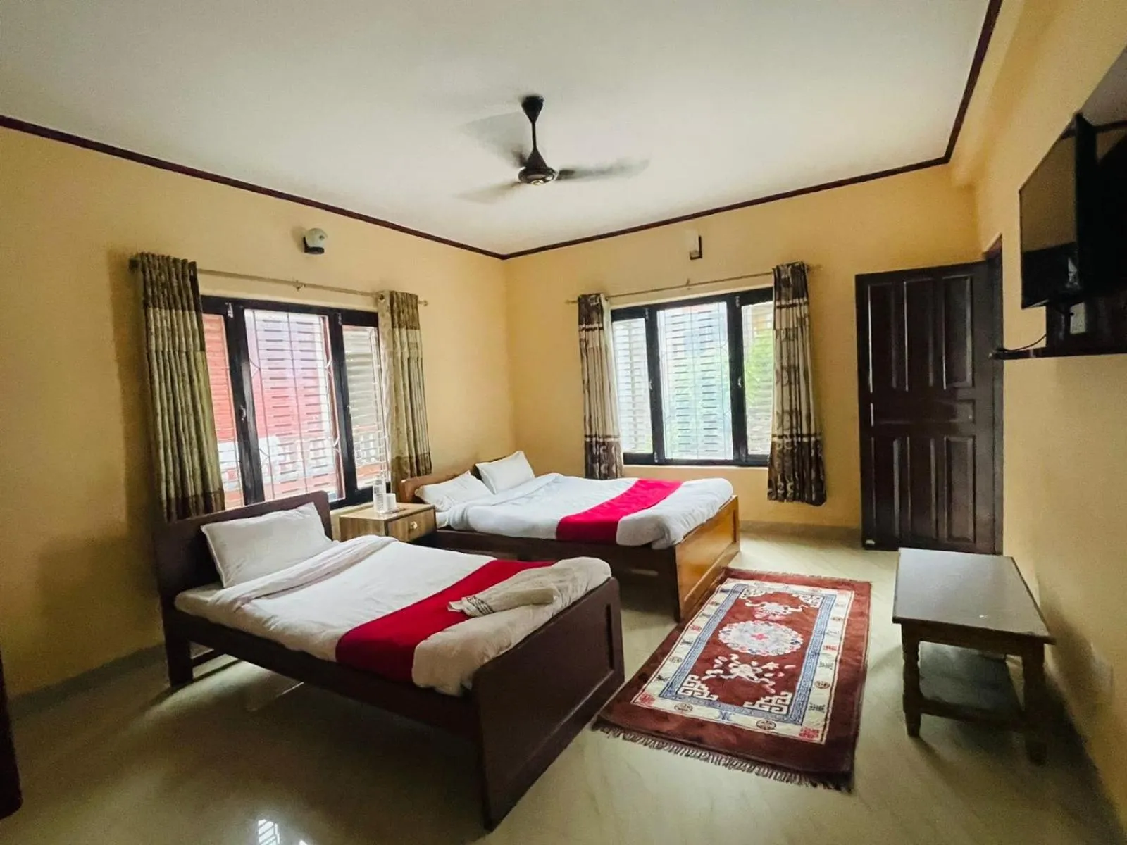 Bedroom, Bed in Hotel Peace Ganga Inn