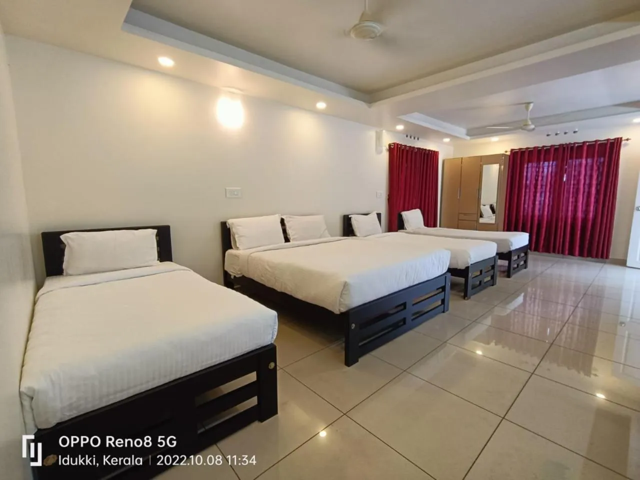 Bed in Pine Clough Resort Vagamon