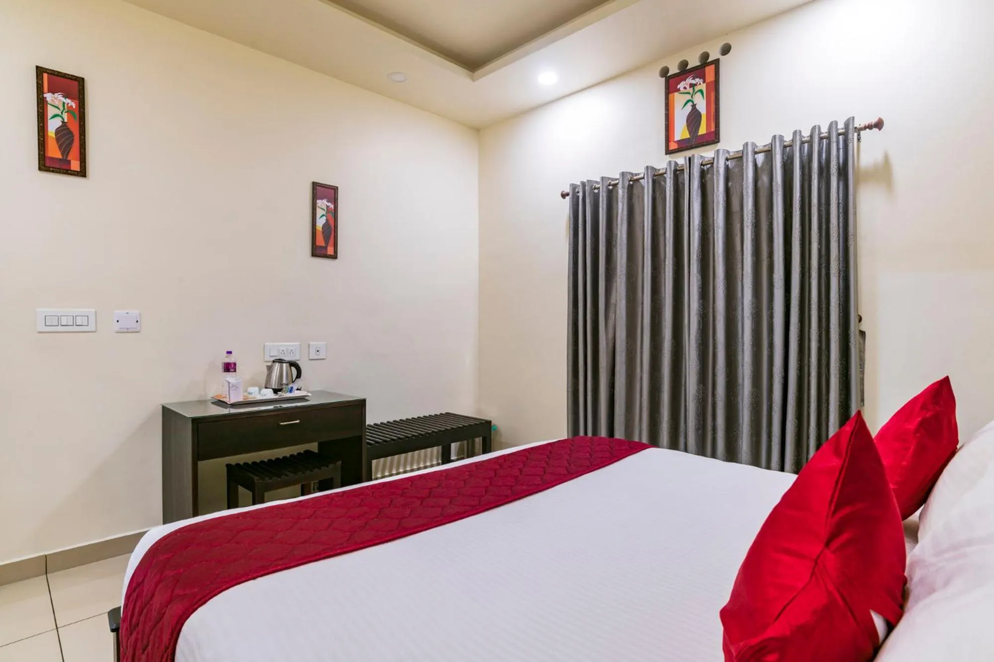 Bed in Pine Clough Resort Vagamon