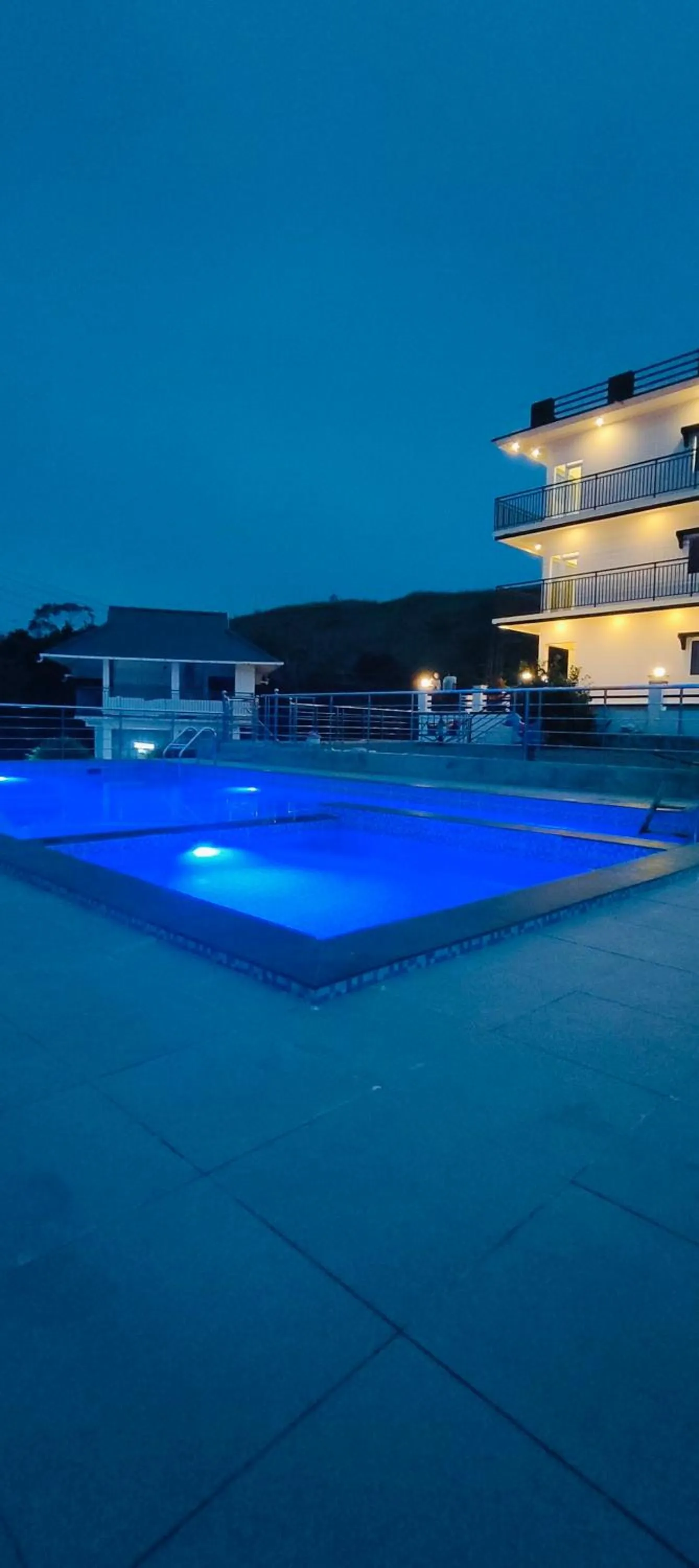 Swimming pool in Pine Clough Resort Vagamon