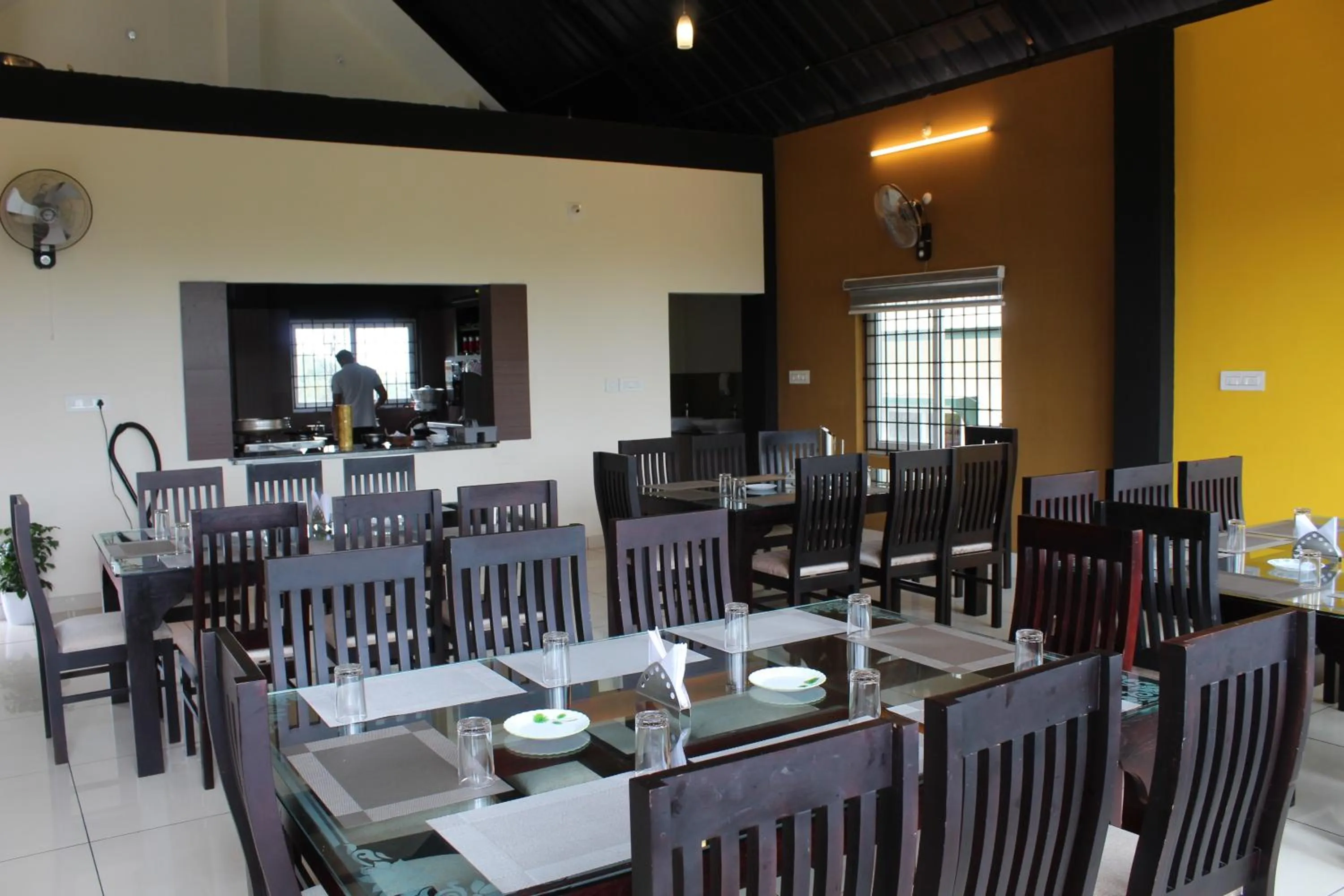 Restaurant/places to eat in Pine Clough Resort Vagamon