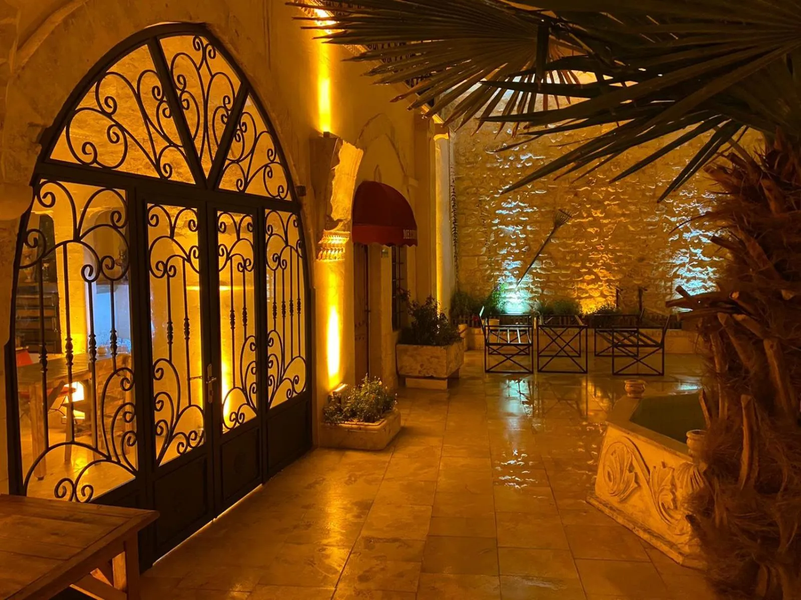 Night in BABIL ANTIQUE HOTEL