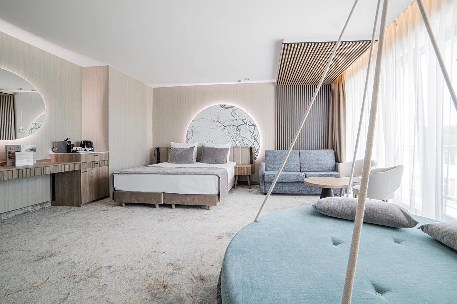 Bedroom, Bed in Hotel Astor