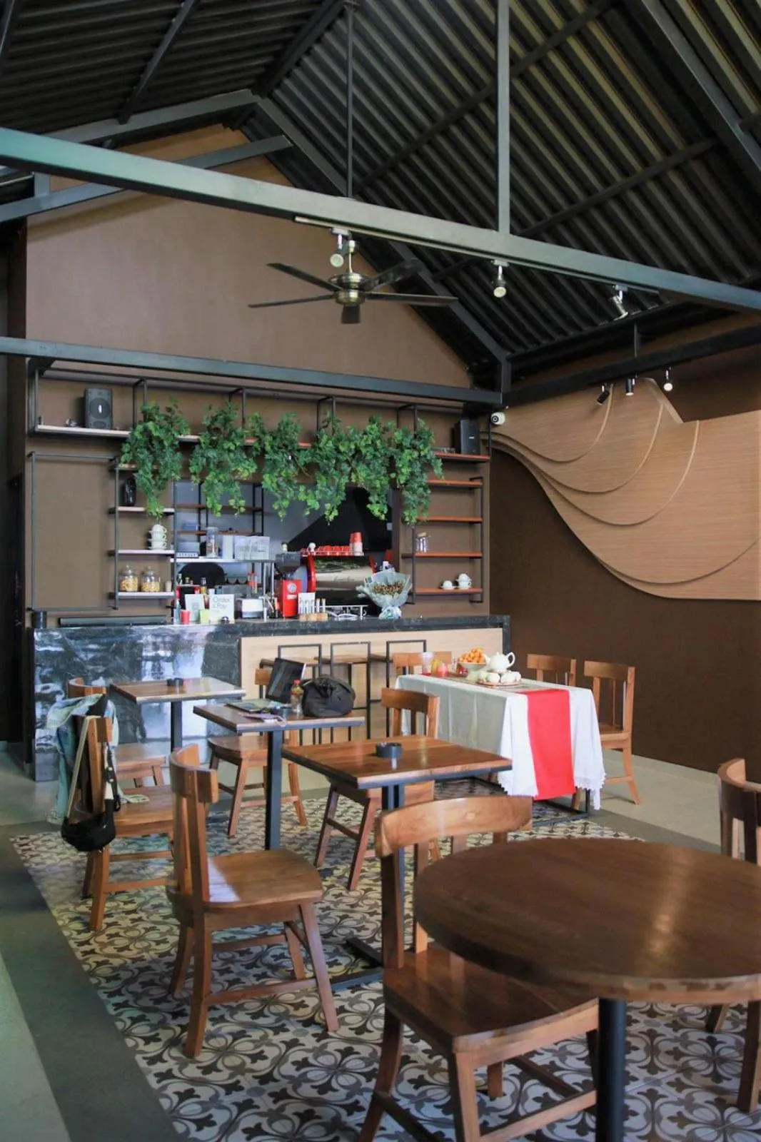 Restaurant/places to eat in SOWAN BOUTIQUE GUEST HOUSE