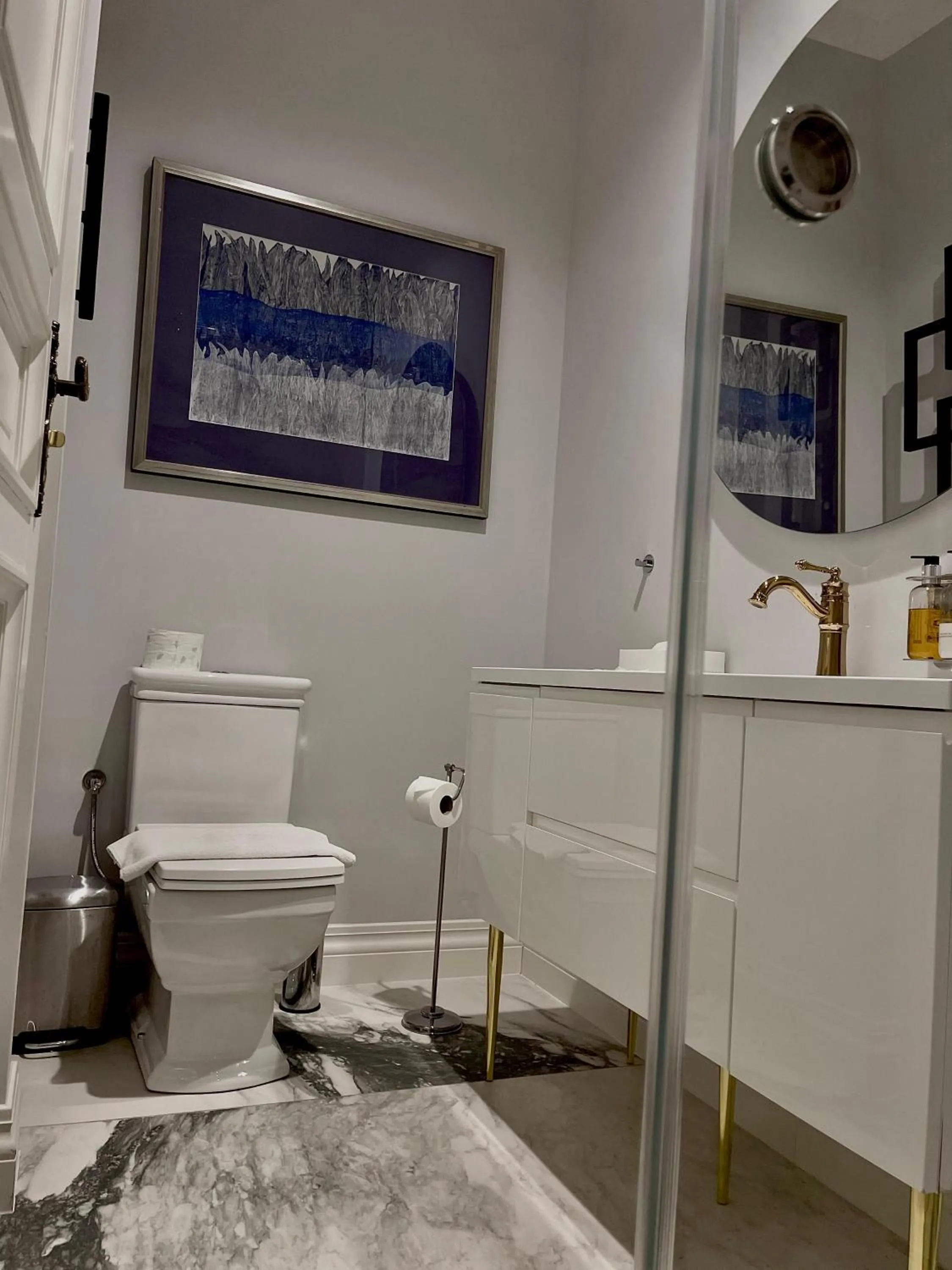 Bathroom in Chopin Boutique