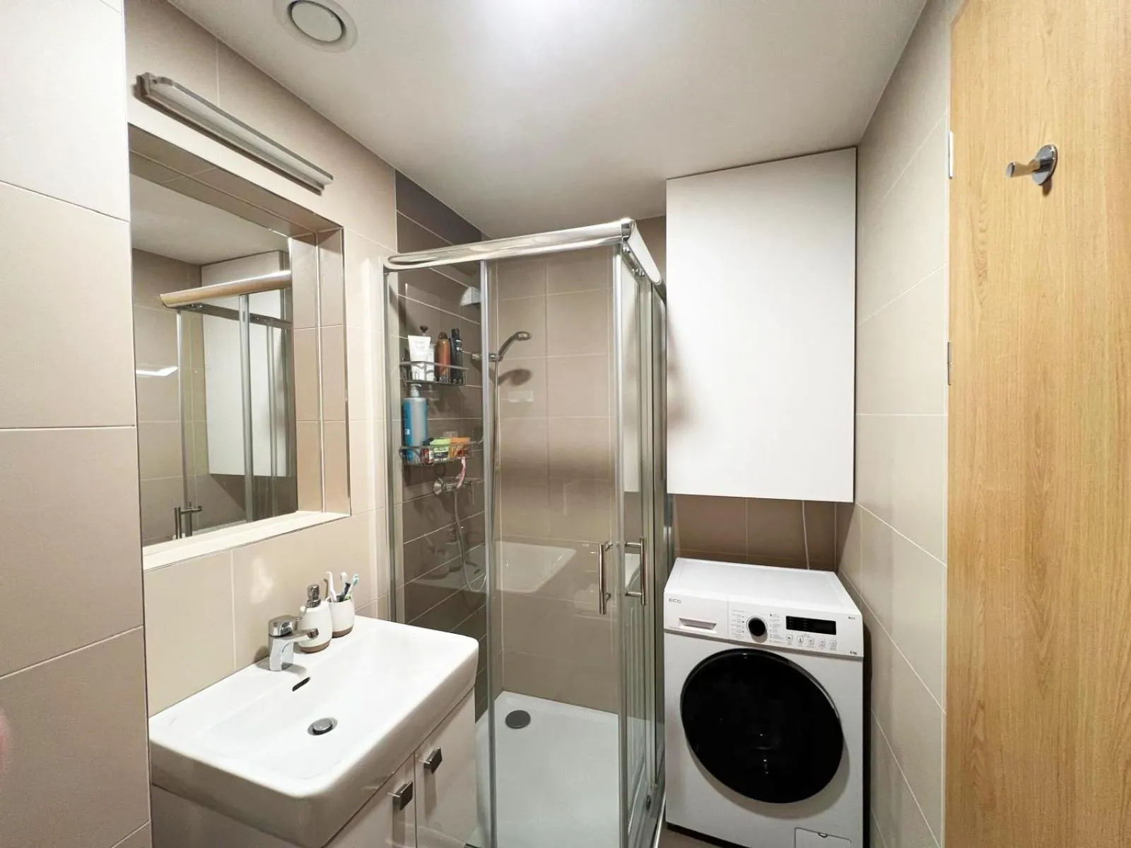 Shower in Kora Apartments