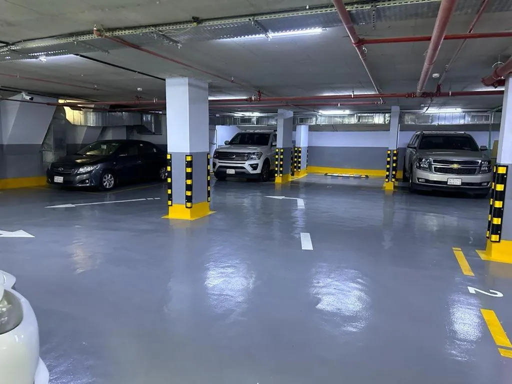 Parking in Qasr Al Sahab Hotel Makkah