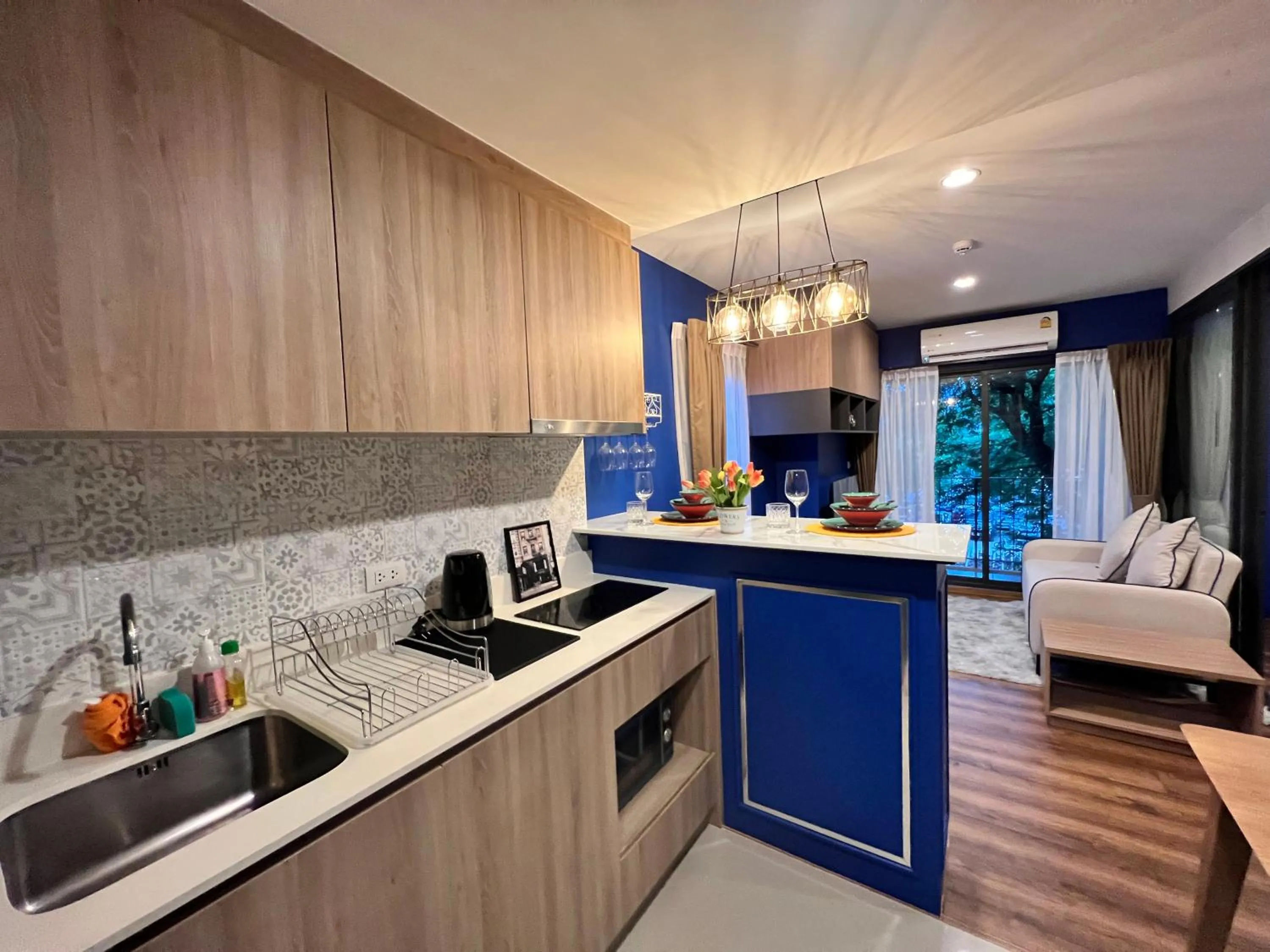 Kitchen or kitchenette in LA Beachfront Relaxation HuaHin by RT258