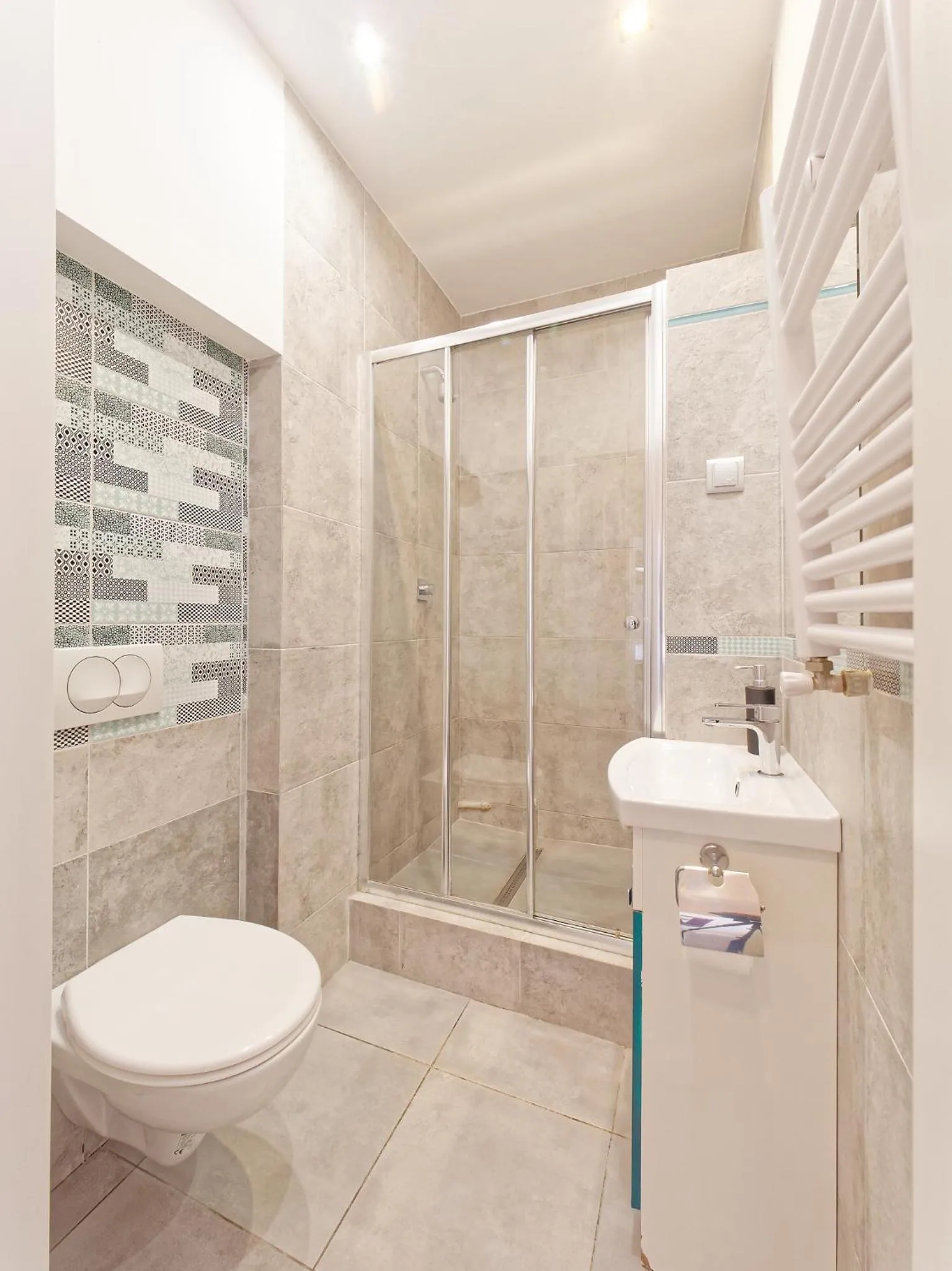 Bathroom in Old Town Kanonia Hostel & Apartments