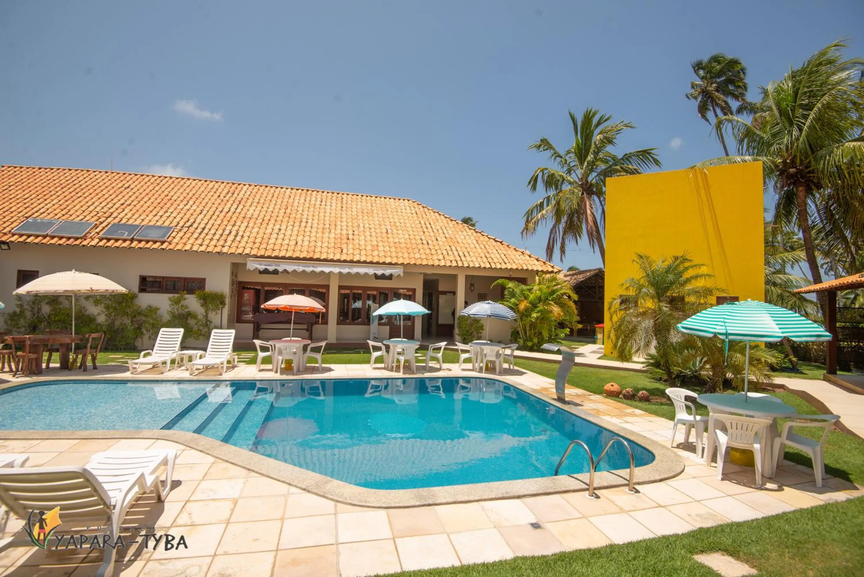 Lounge or bar in Pousada Yapara-Tyba