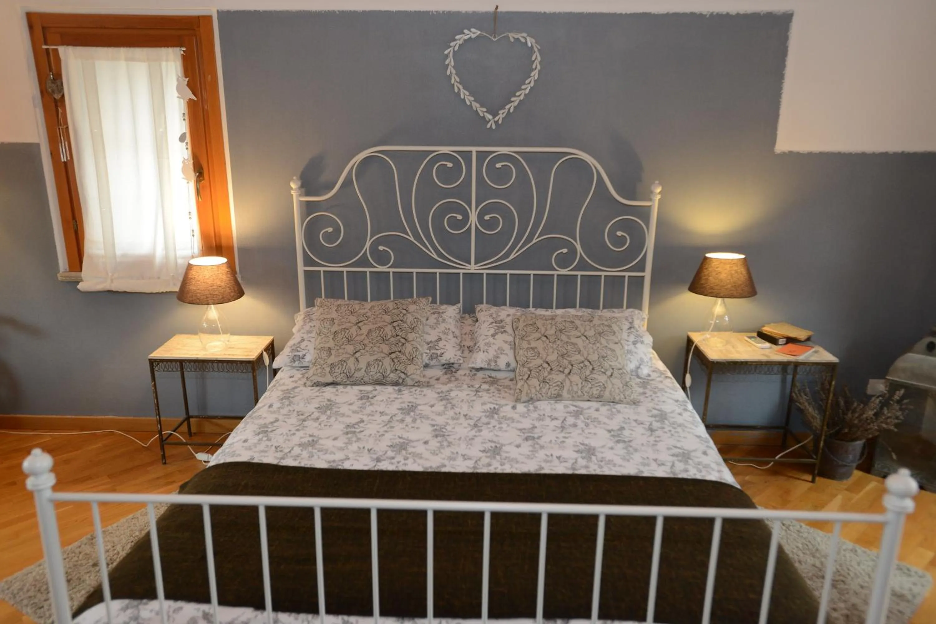 Photo of the whole room, Bed in Il Pettirosso B&B