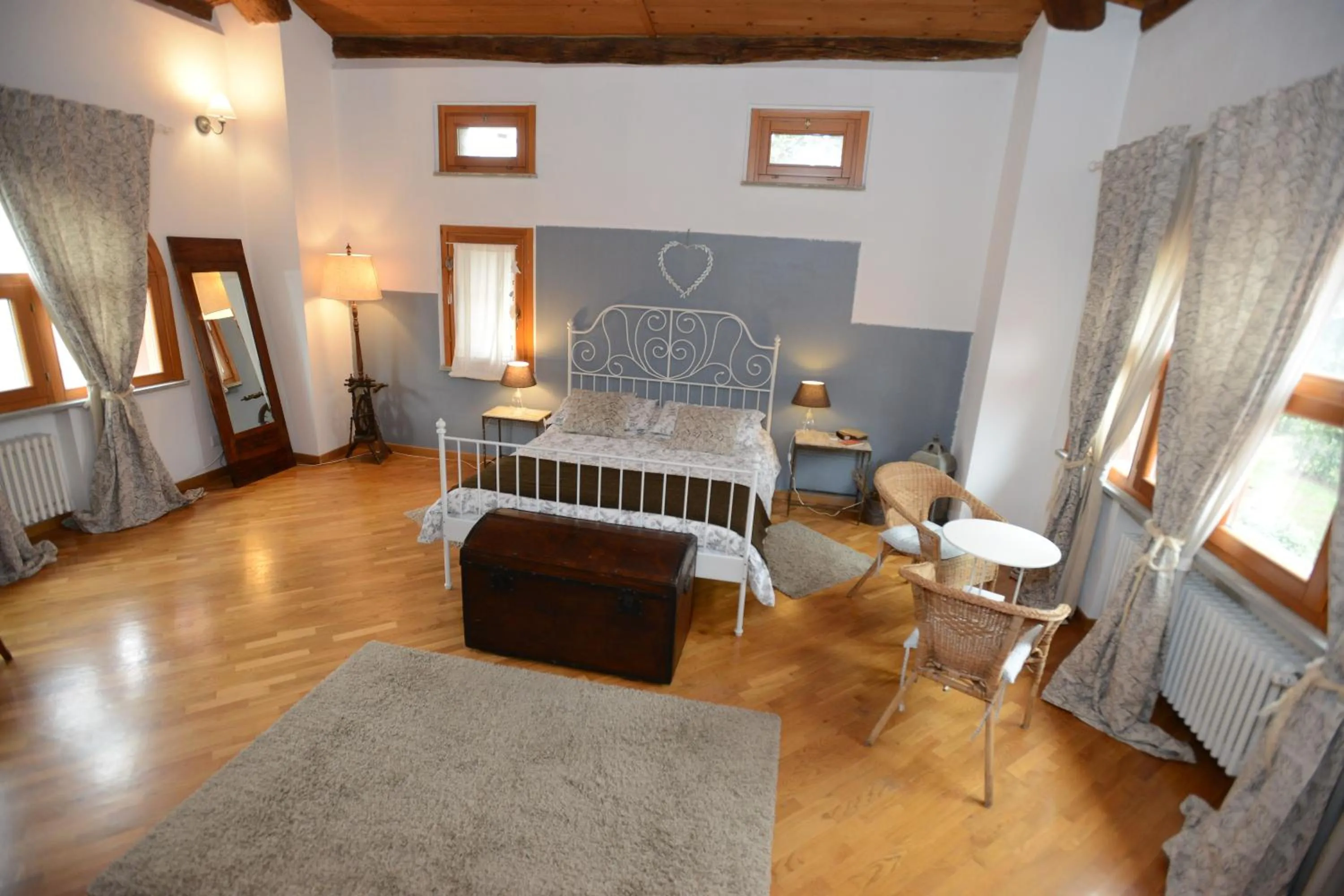 Photo of the whole room, Bed in Il Pettirosso B&B