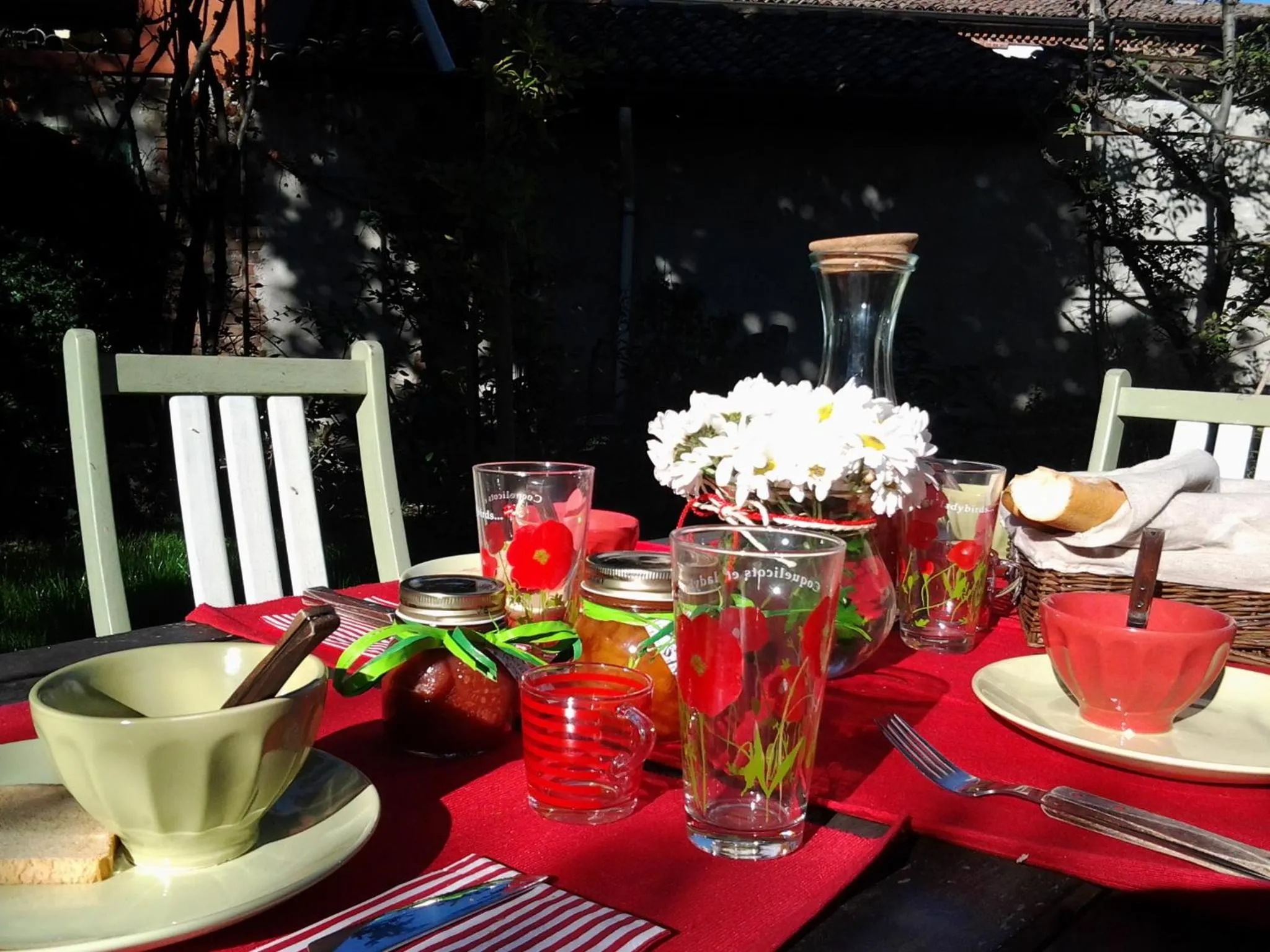 Food and drinks in Il Pettirosso B&B