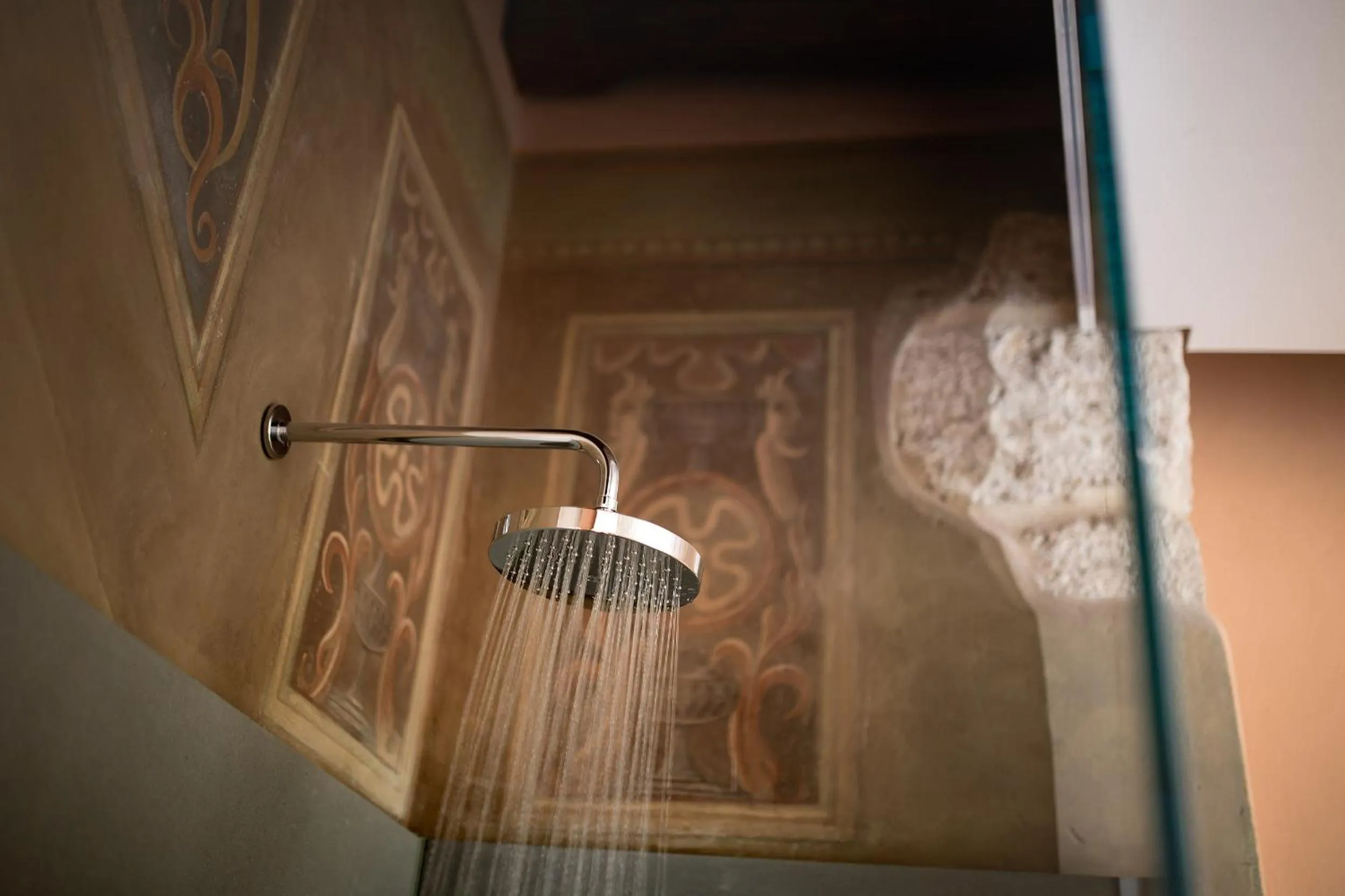 Shower in Hotel Copernicus