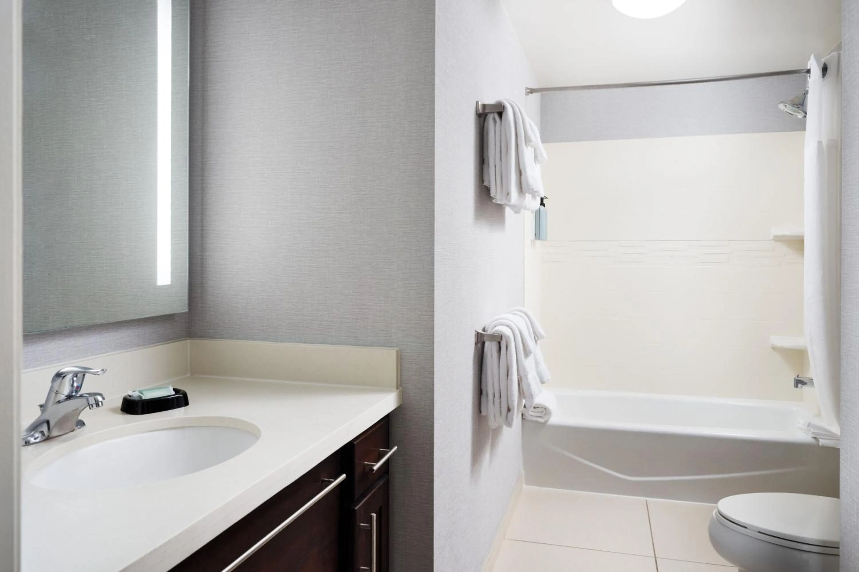 Photo of the whole room in Residence Inn by Marriott Los Angeles Redondo Beach