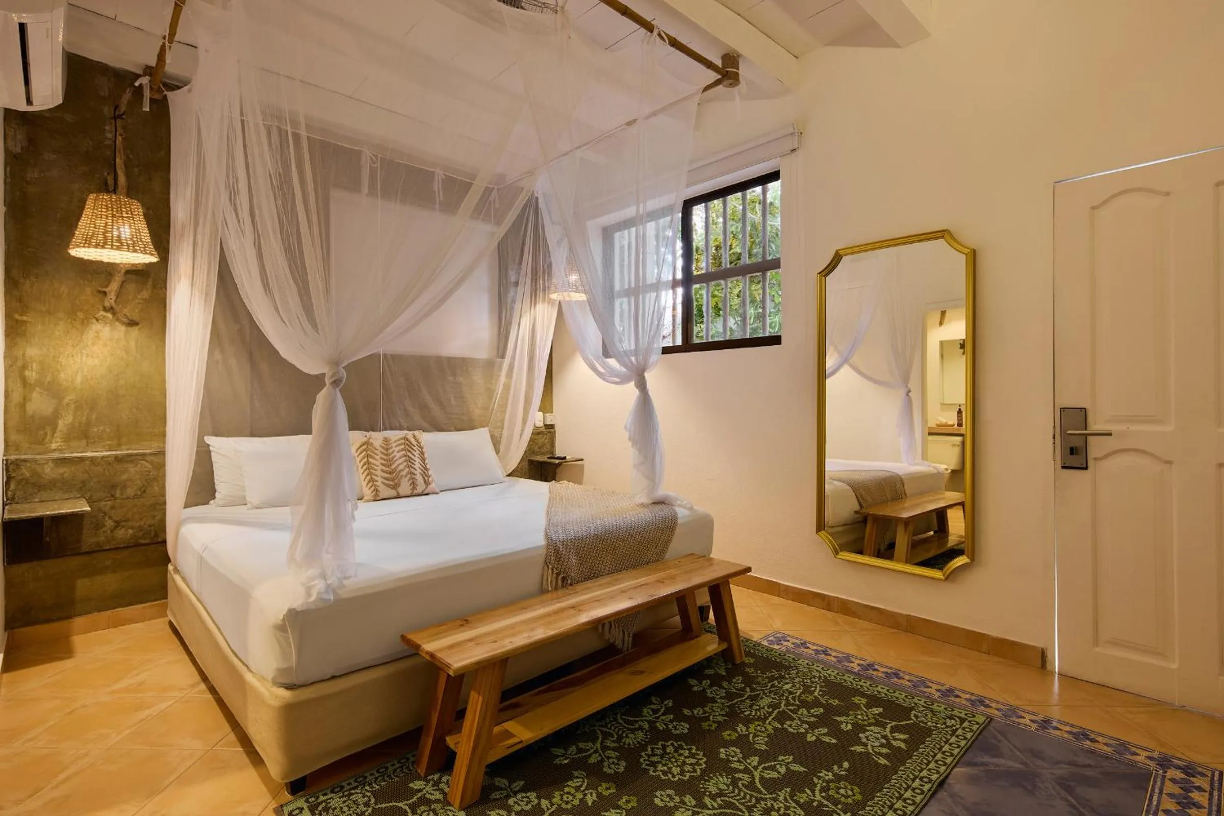 Bed in Fenix Beach Cartagena