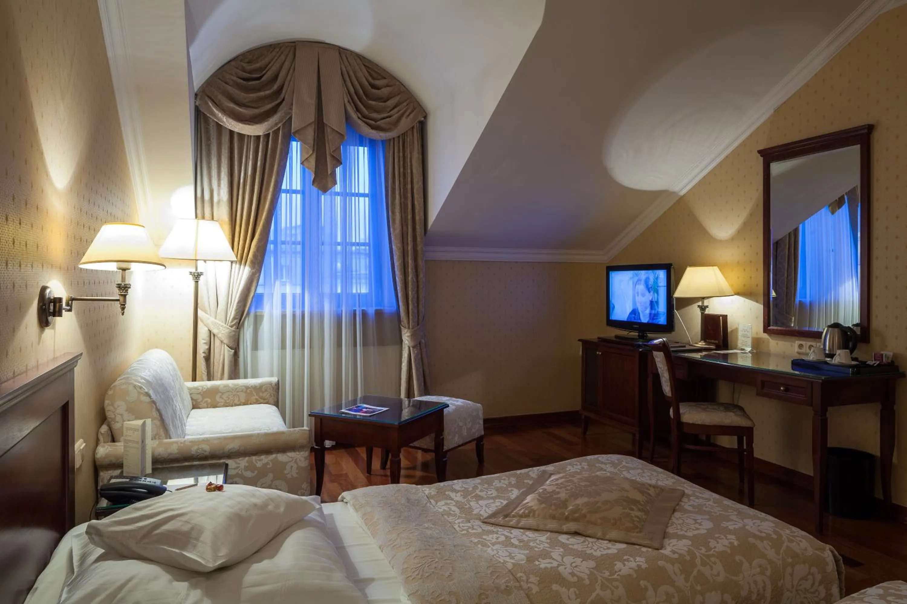 Photo of the whole room, Bed in Hotel Branicki