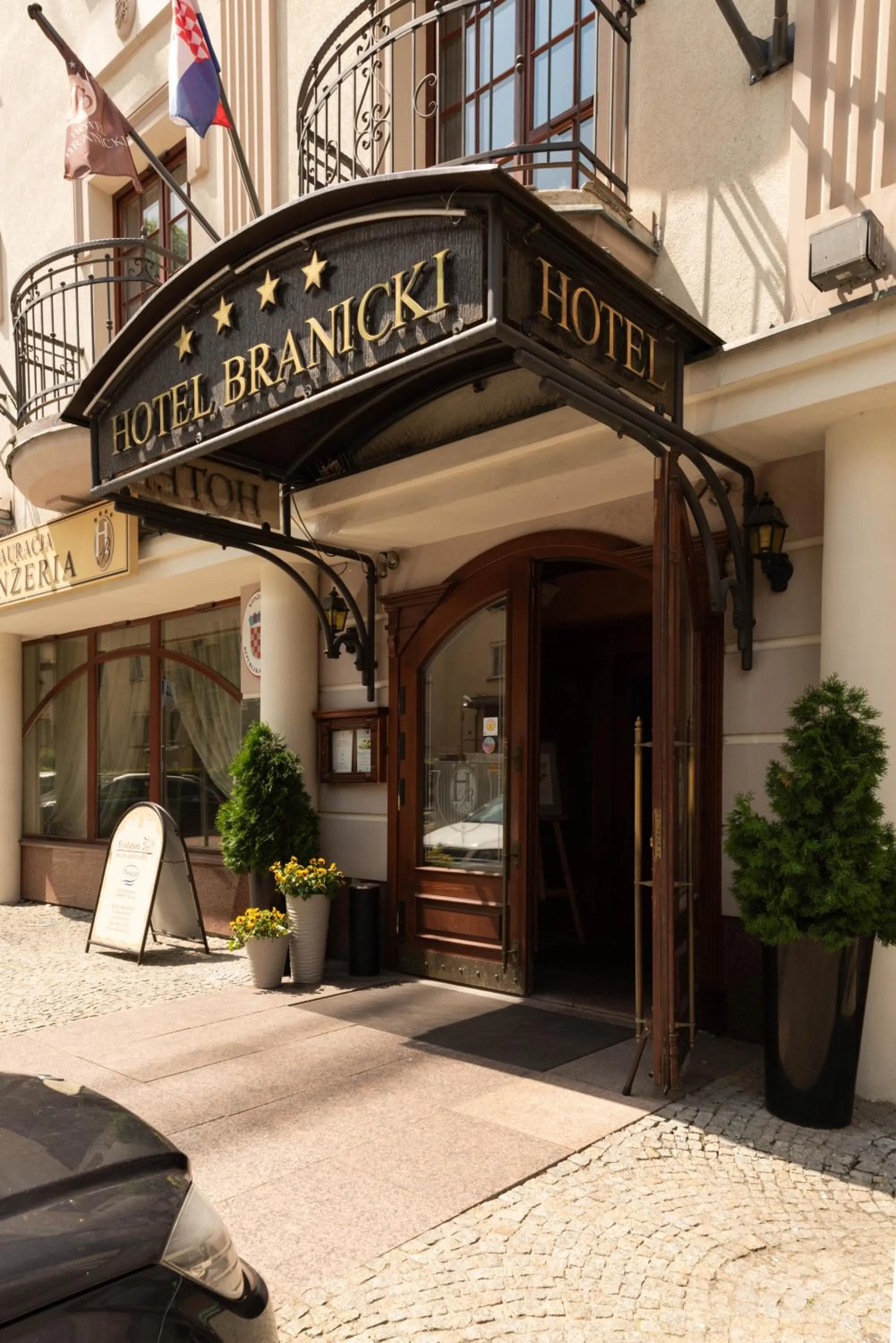 Property building in Hotel Branicki