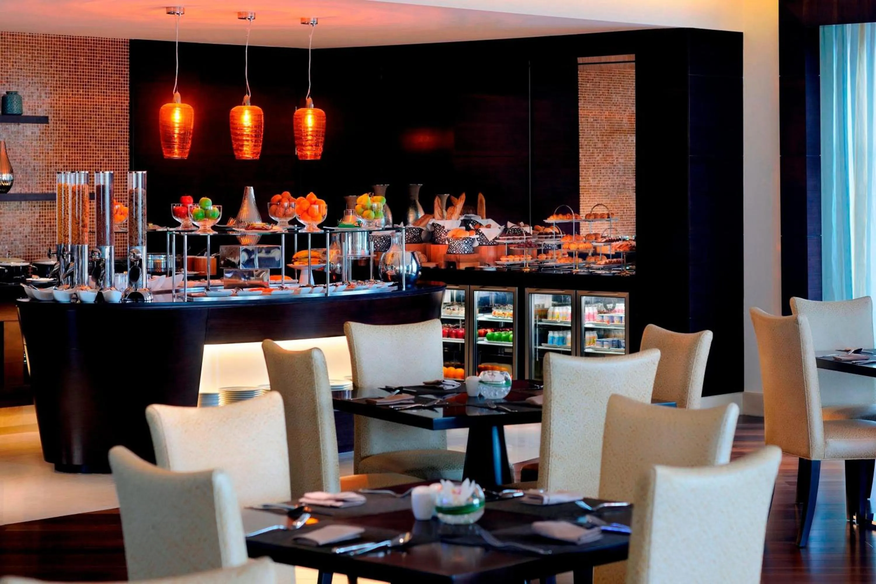 Lounge or bar in Marriott Hotel Al Jaddaf, Dubai