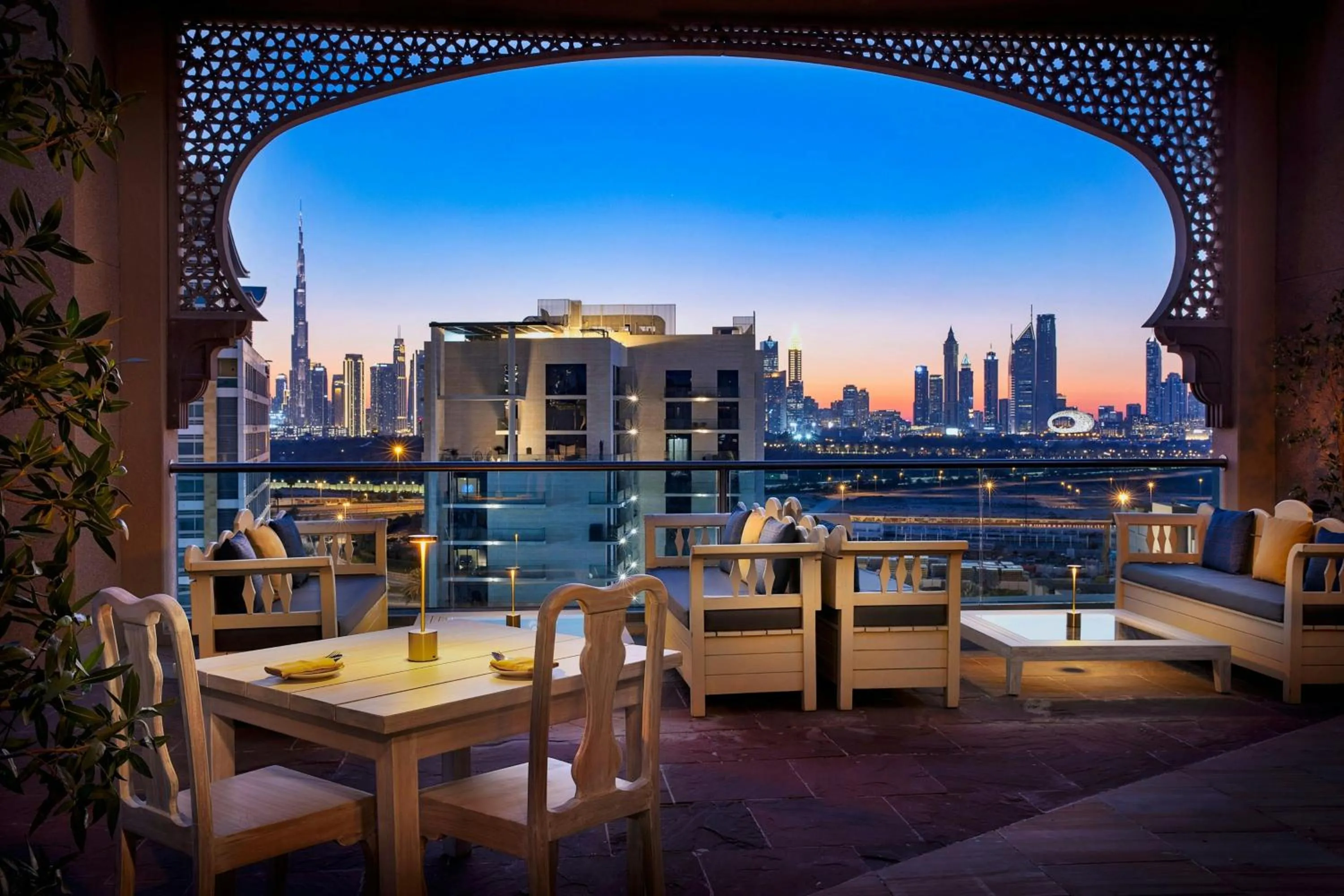 Lounge or bar in Marriott Hotel Al Jaddaf, Dubai