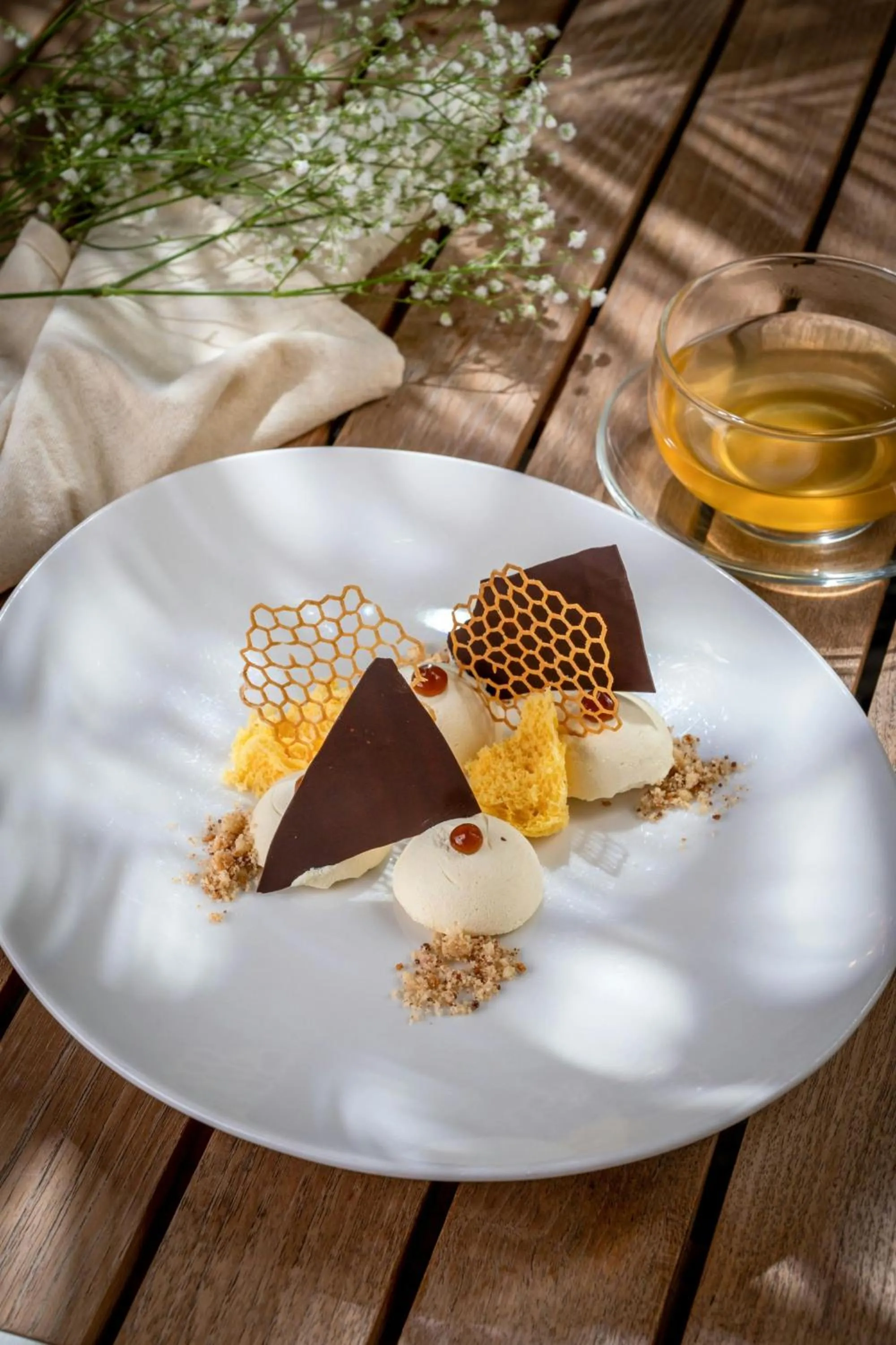 Restaurant/places to eat in Marriott Hotel Al Jaddaf, Dubai