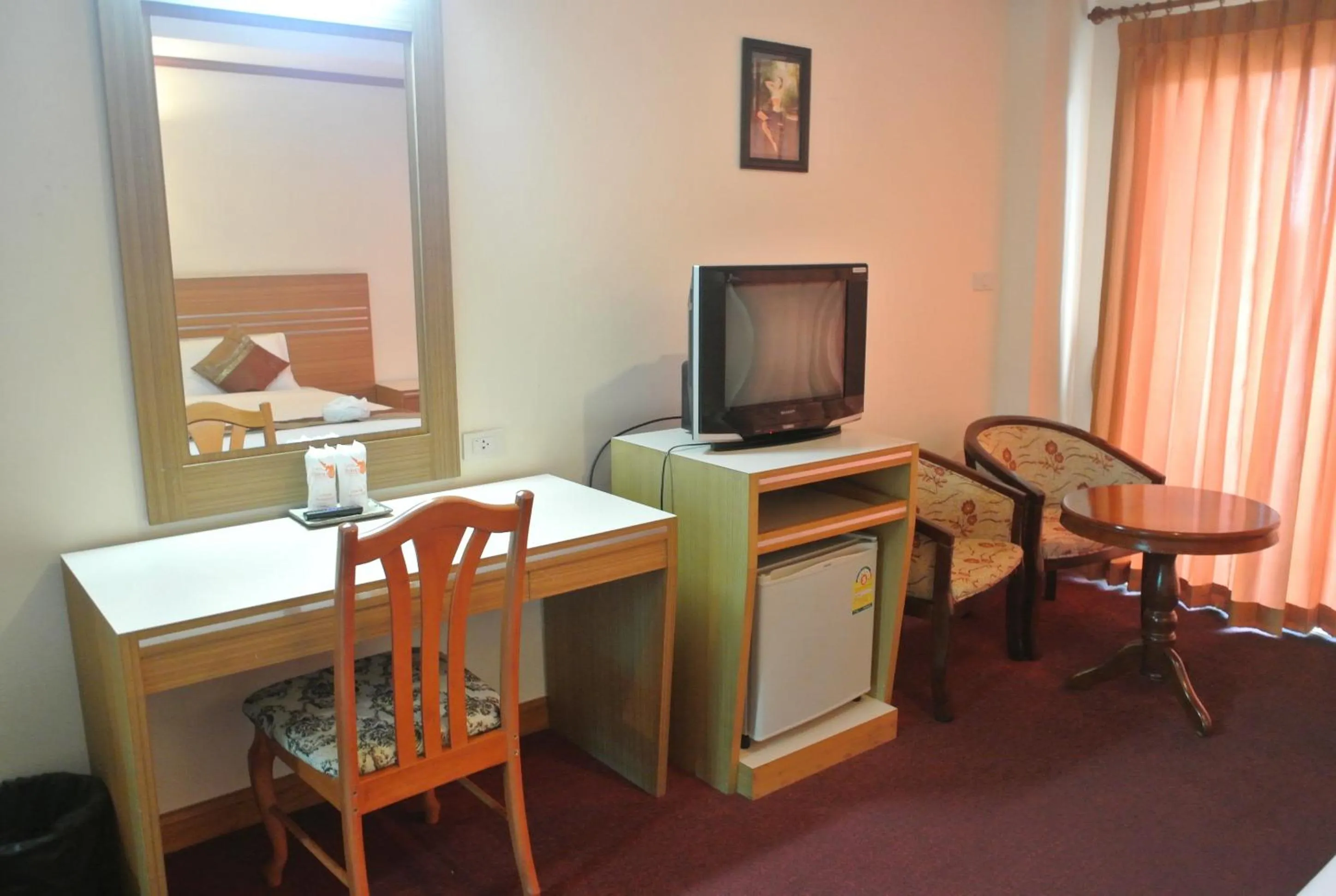 Photo of the whole room in Chaikana Thani Hotel