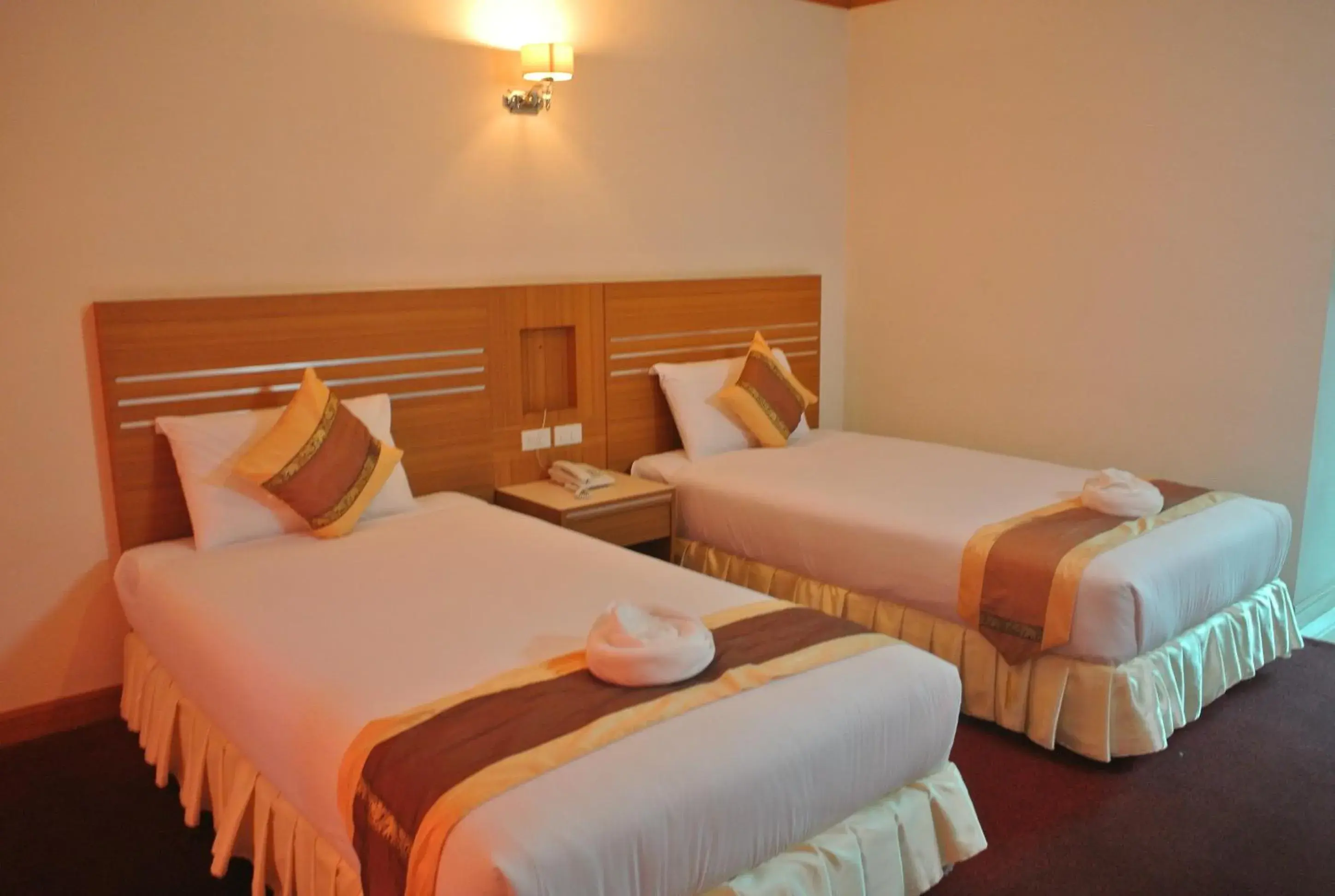 Standard Twin Room in Chaikana Thani Hotel Standard Twin Room in Chaikana Thani Hotel