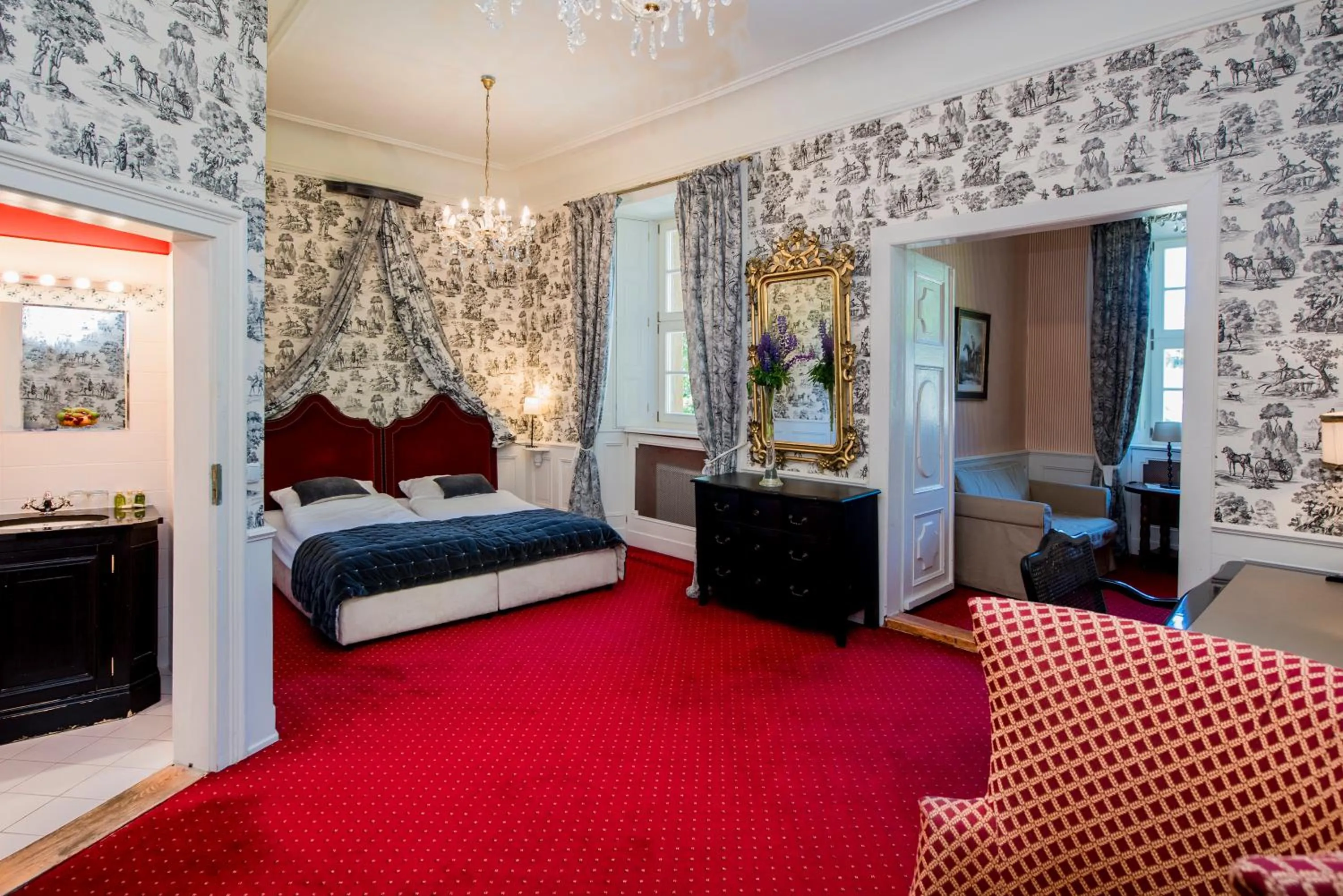 Shower, Bed in Hotel Palac Staniszow