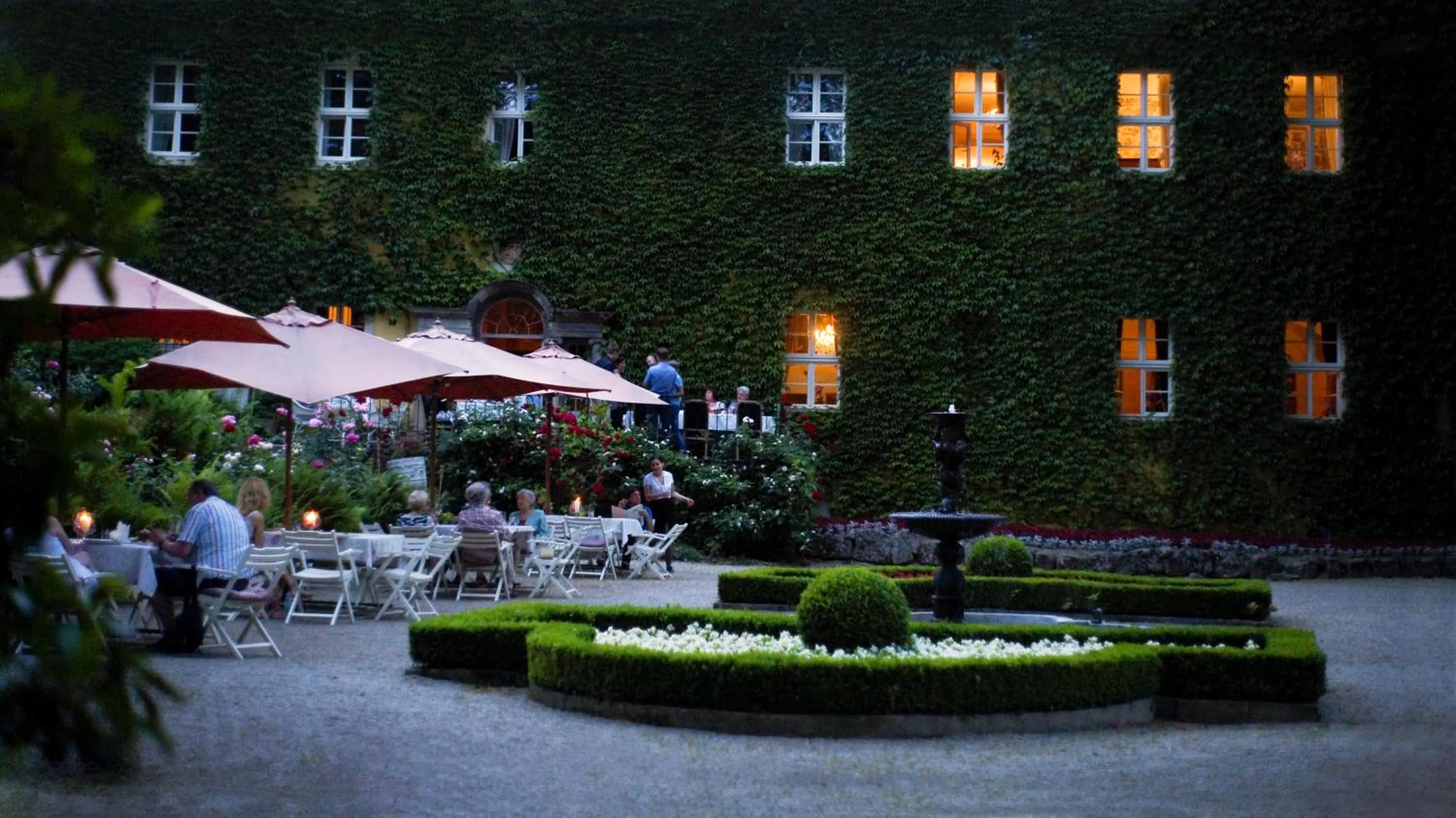 Restaurant/places to eat in Hotel Palac Staniszow