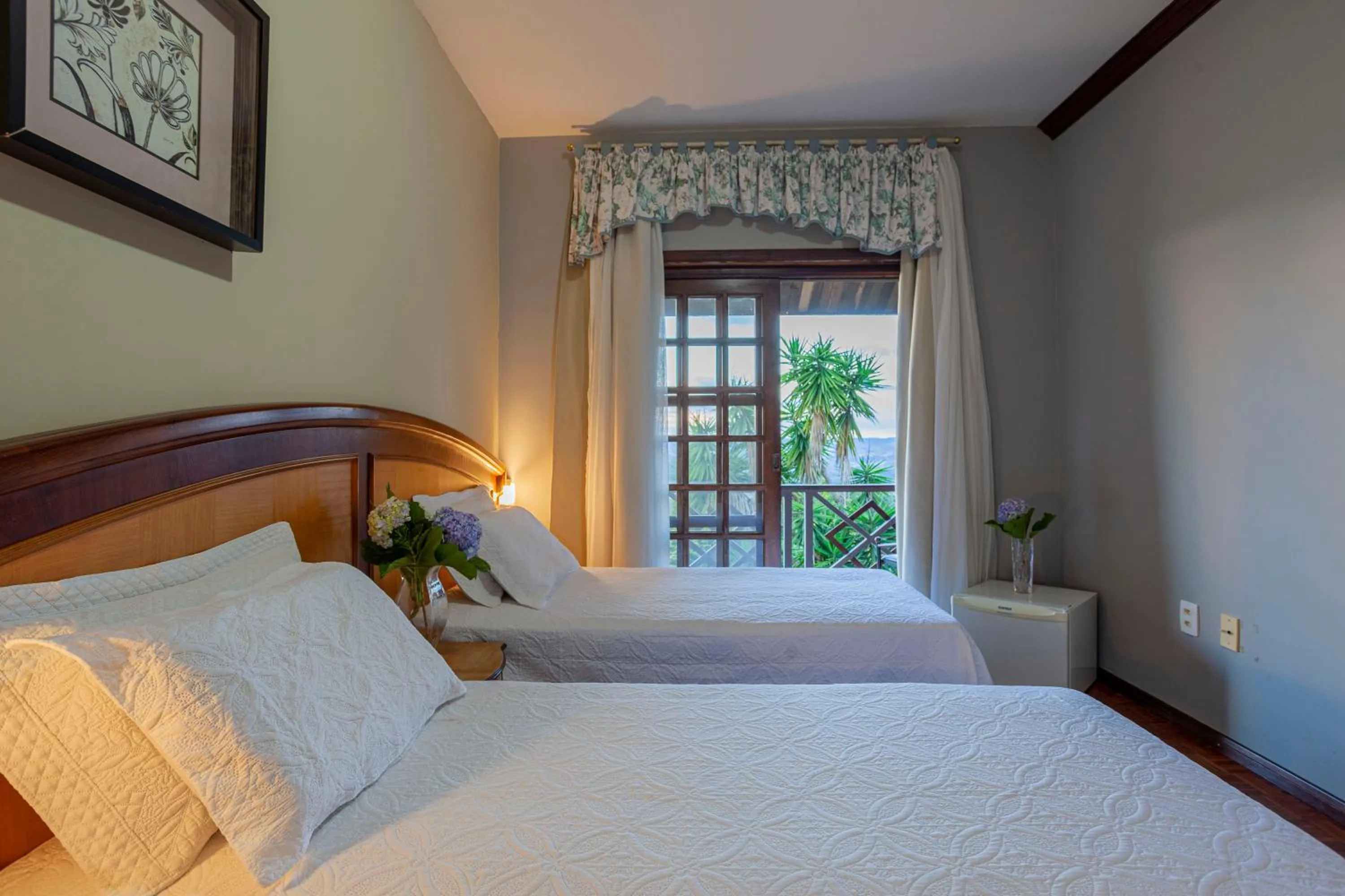 Photo of the whole room, Bed in Spaço Vale do Jordão Guarapuava