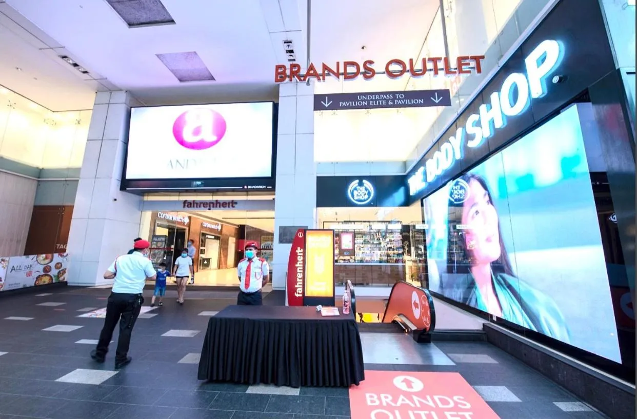 Fahrenheit88-Korea Theme Bukit Bintang Kuala Lumpur 2R2B 6Pax