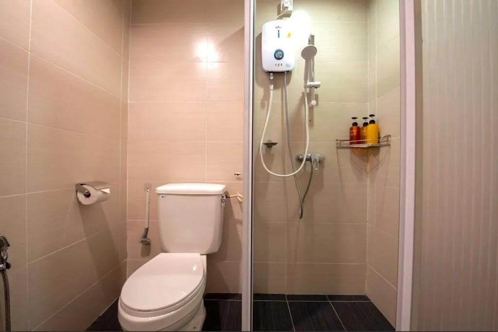 Fahrenheit88-Korea Theme Bukit Bintang Kuala Lumpur 2R2B 6Pax