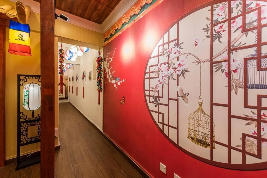 Fahrenheit88-Korea Theme Bukit Bintang Kuala Lumpur 2R2B 6Pax