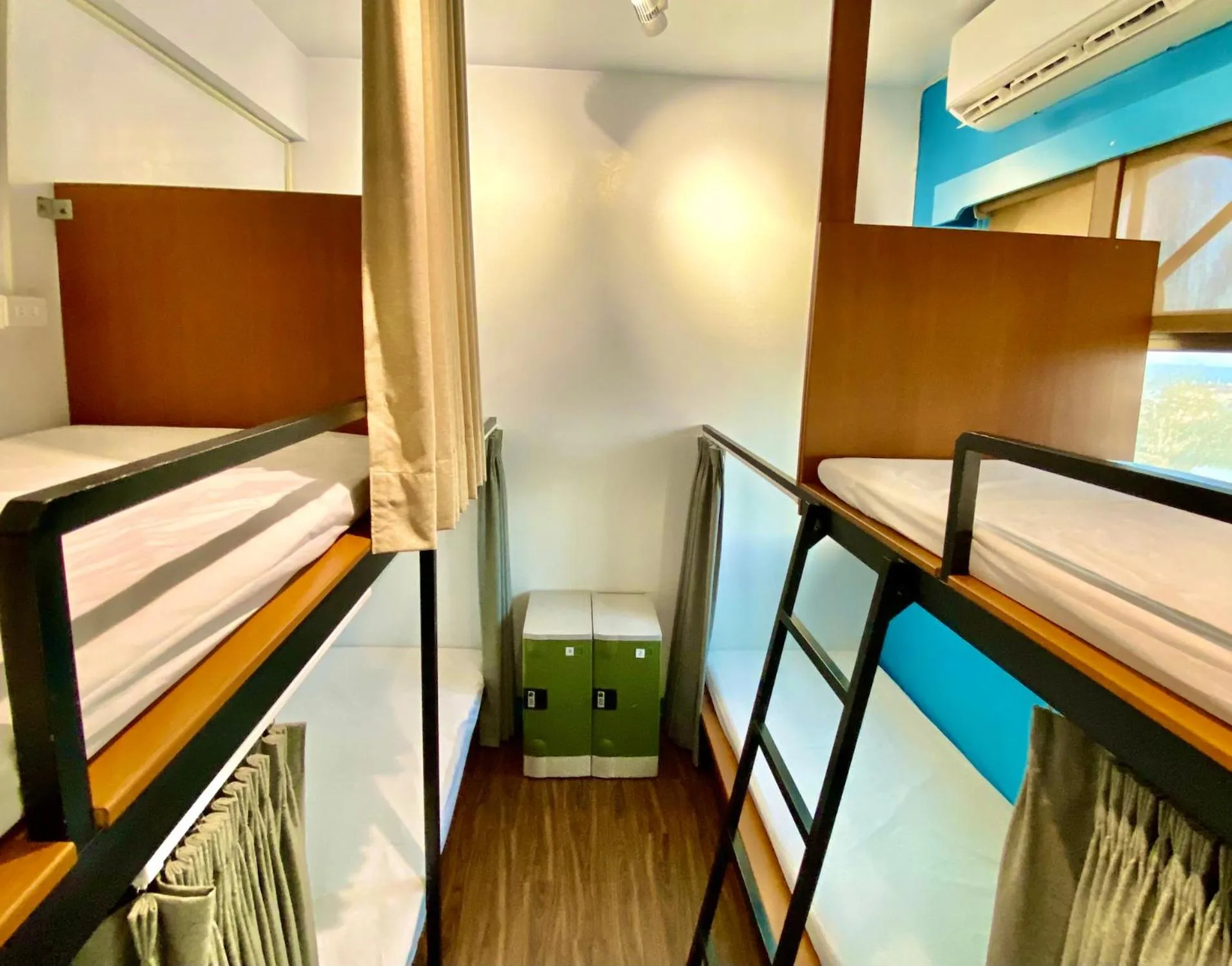 bunk bed, Bed in 澎湖北吉光背包客民宿 Bayhouse Hostel Penghu