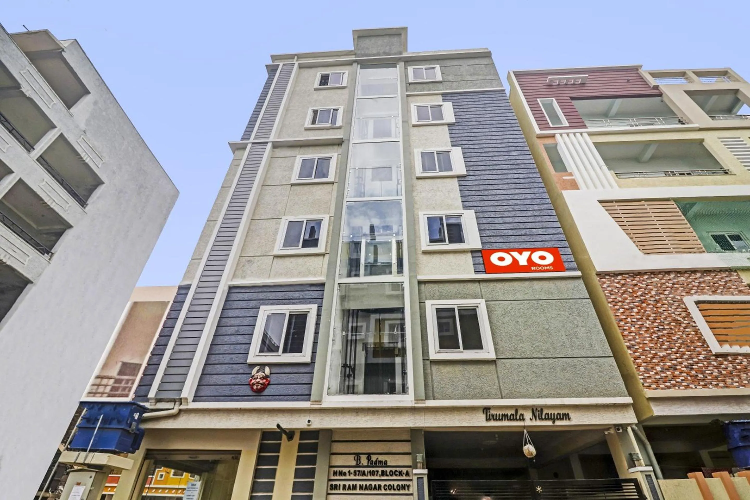 Facade/entrance in Super Hotel O Honey Heights Near Botanical Garden