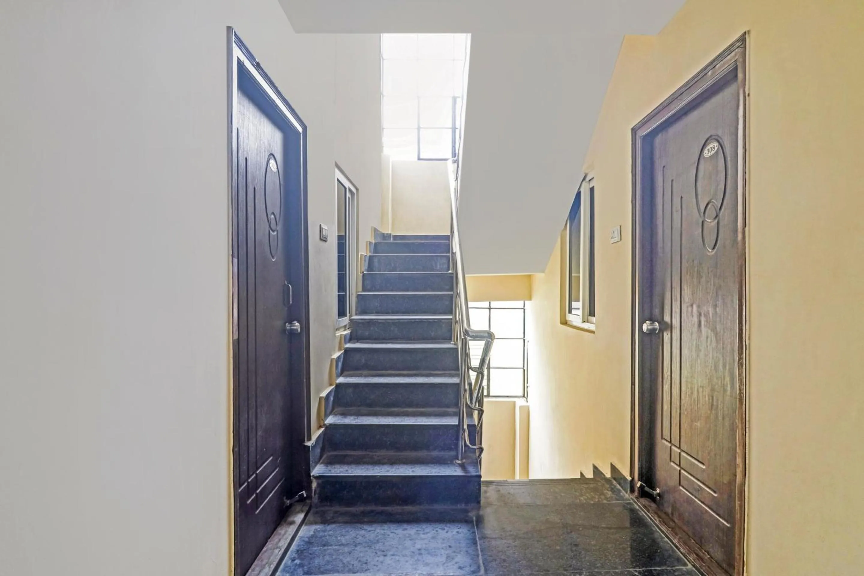 Lobby or reception in Super Hotel O Honey Heights Near Botanical Garden