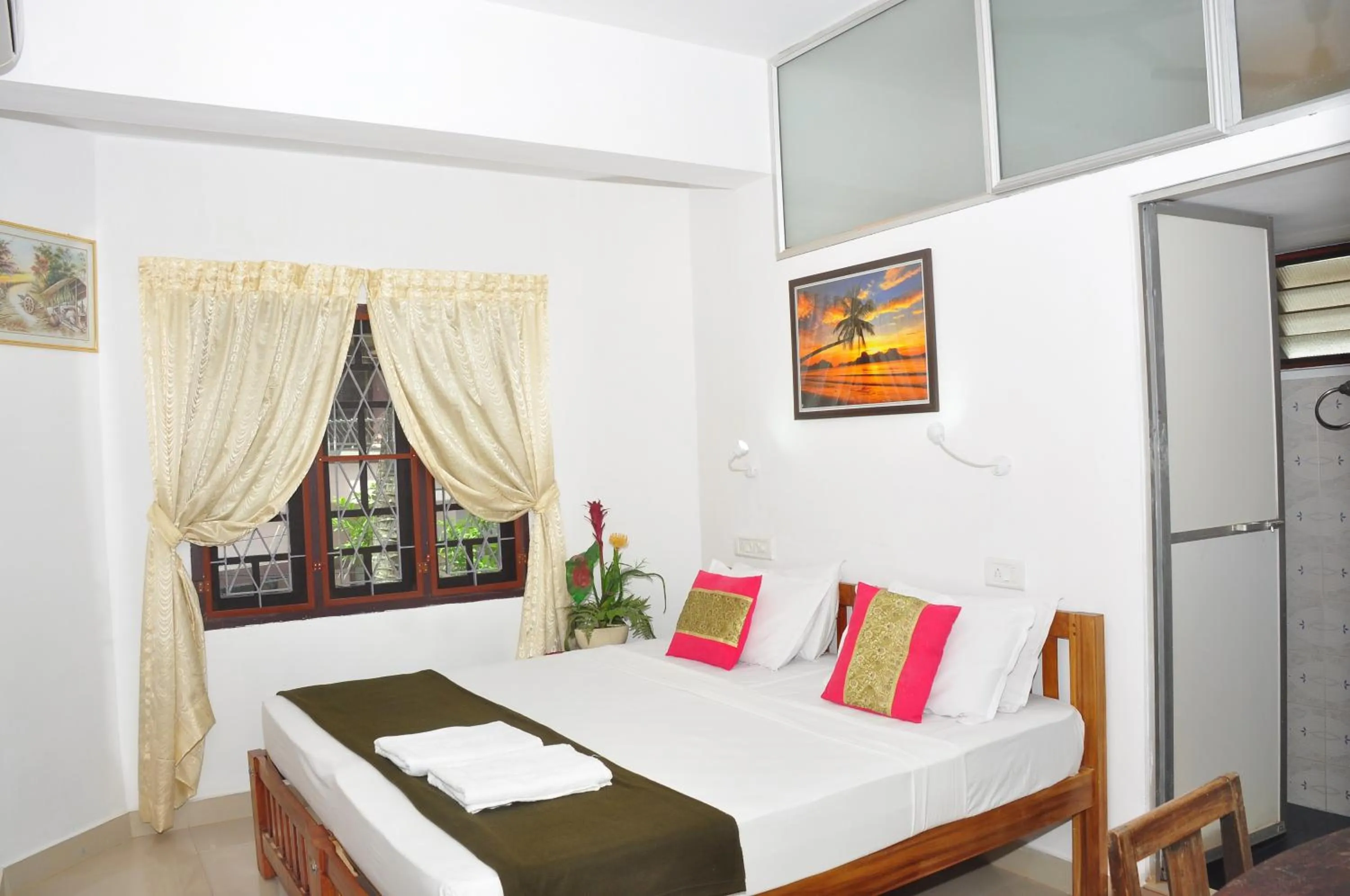 Bed in Lazar Residency Homestay