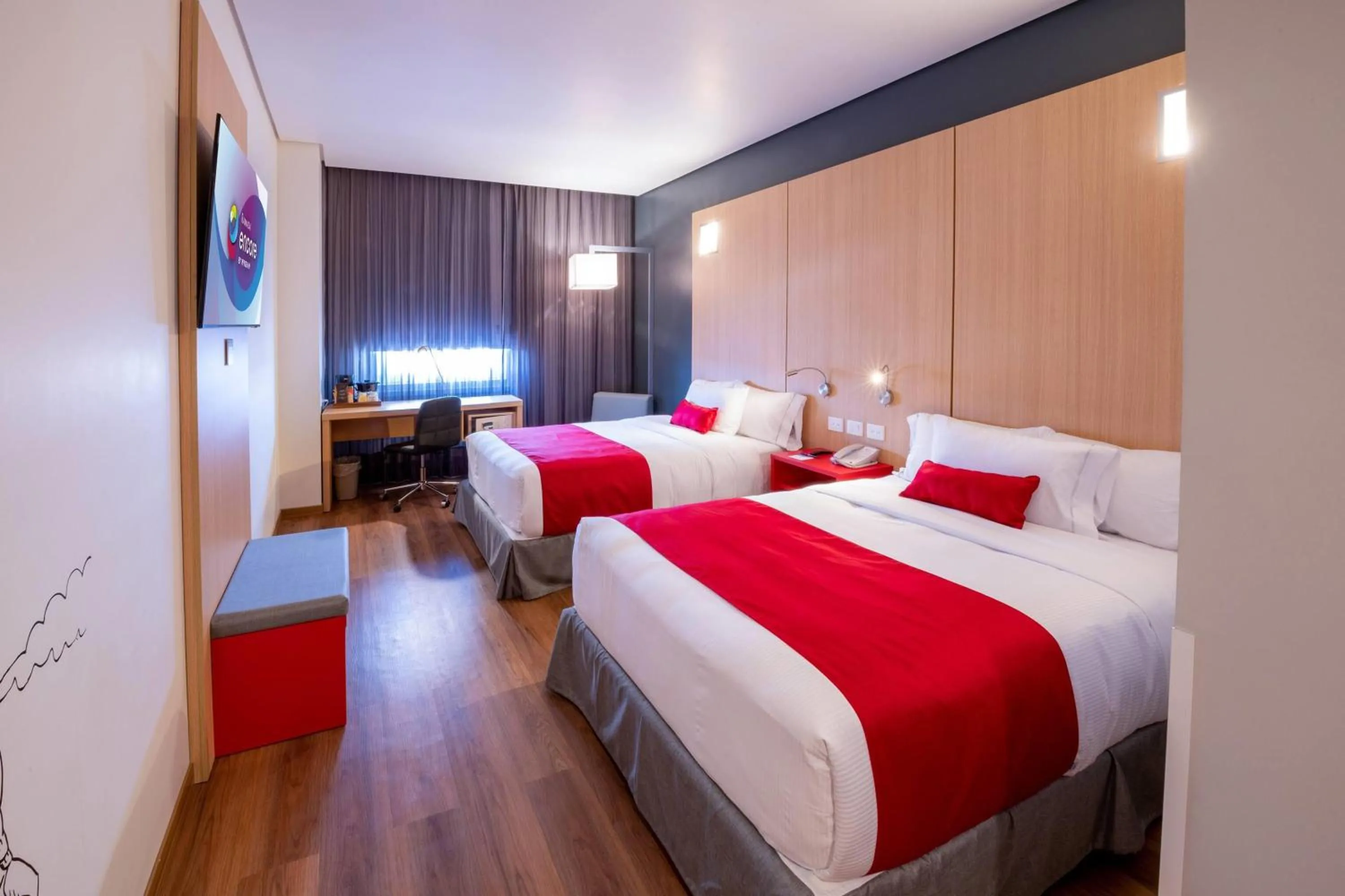 Photo of the whole room, Bed in Ramada Encore by Wyndham Guadalajara Aeropuerto