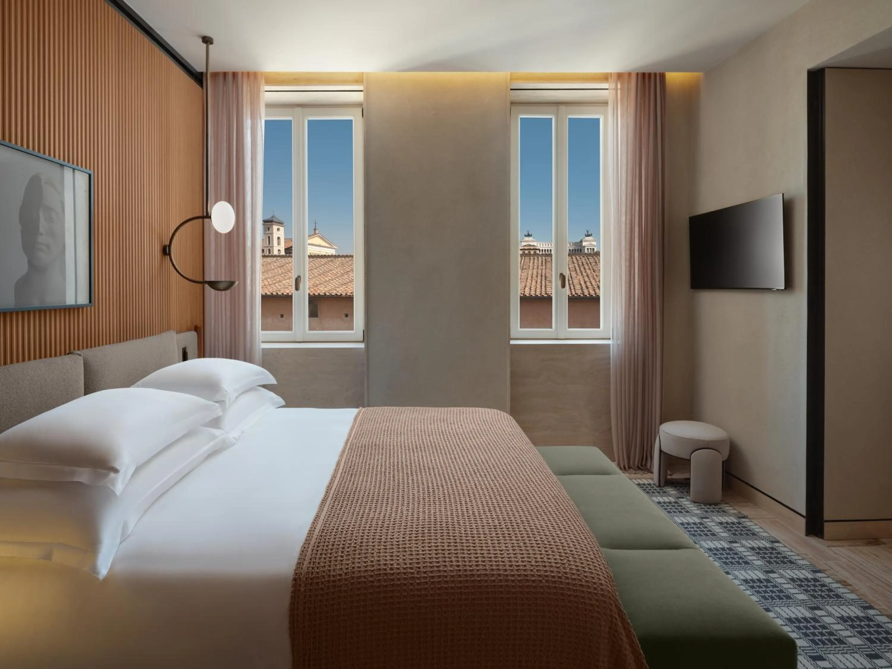 Bedroom, Bed in Six Senses Rome